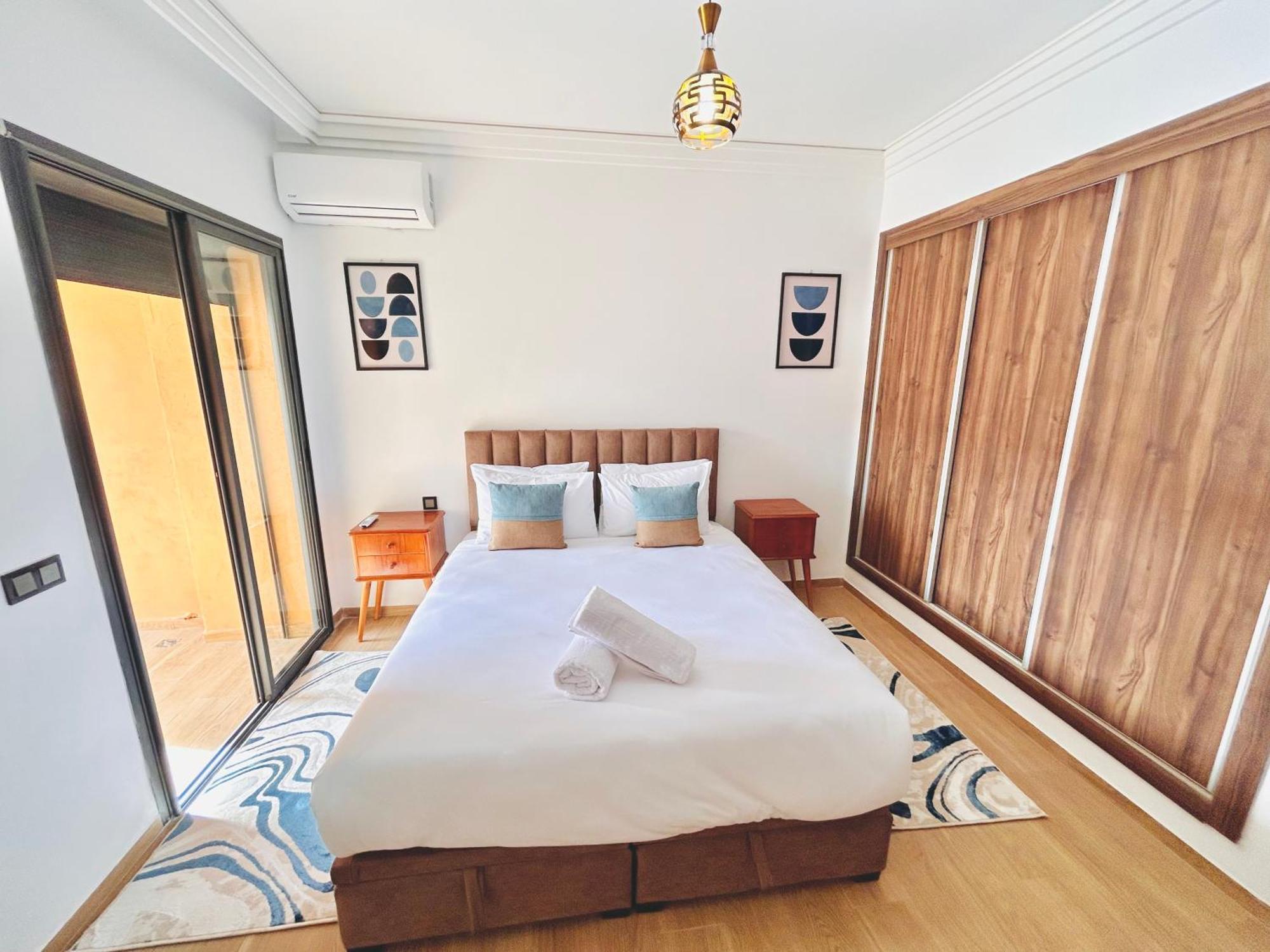 Appartement New In Gueliz, Pool, Balcony & Parking *
