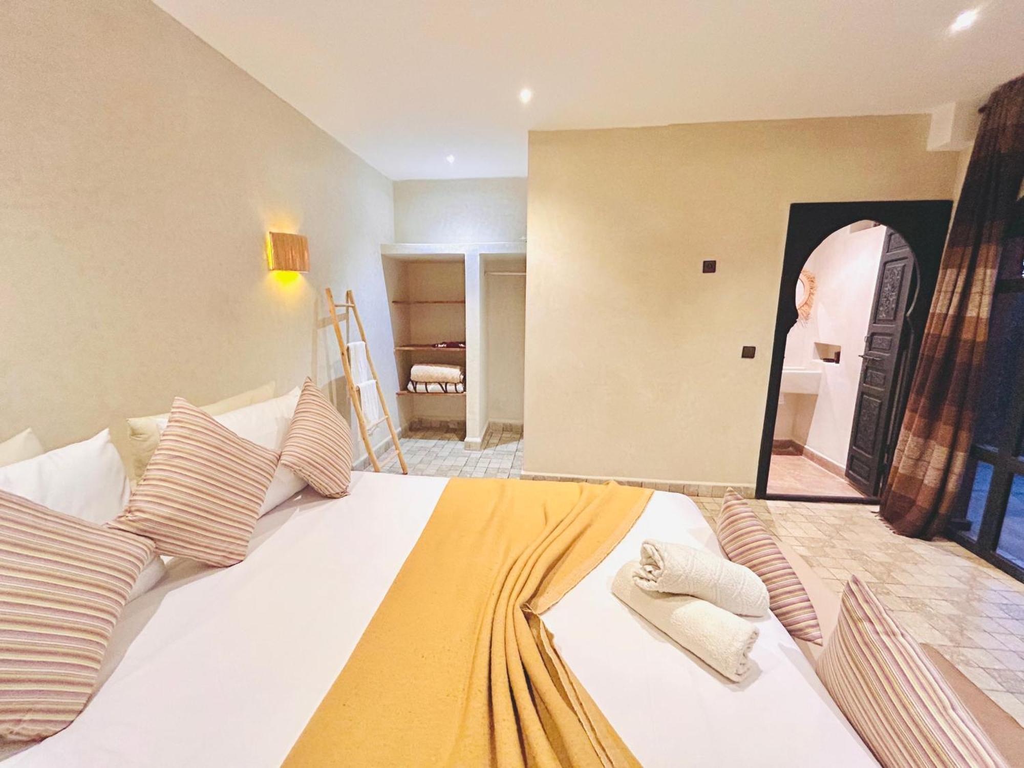 Villa Piscine Privee Sans Vis A Vis , Vue Superbe , Proche Centre - Fibre Optique Wifi