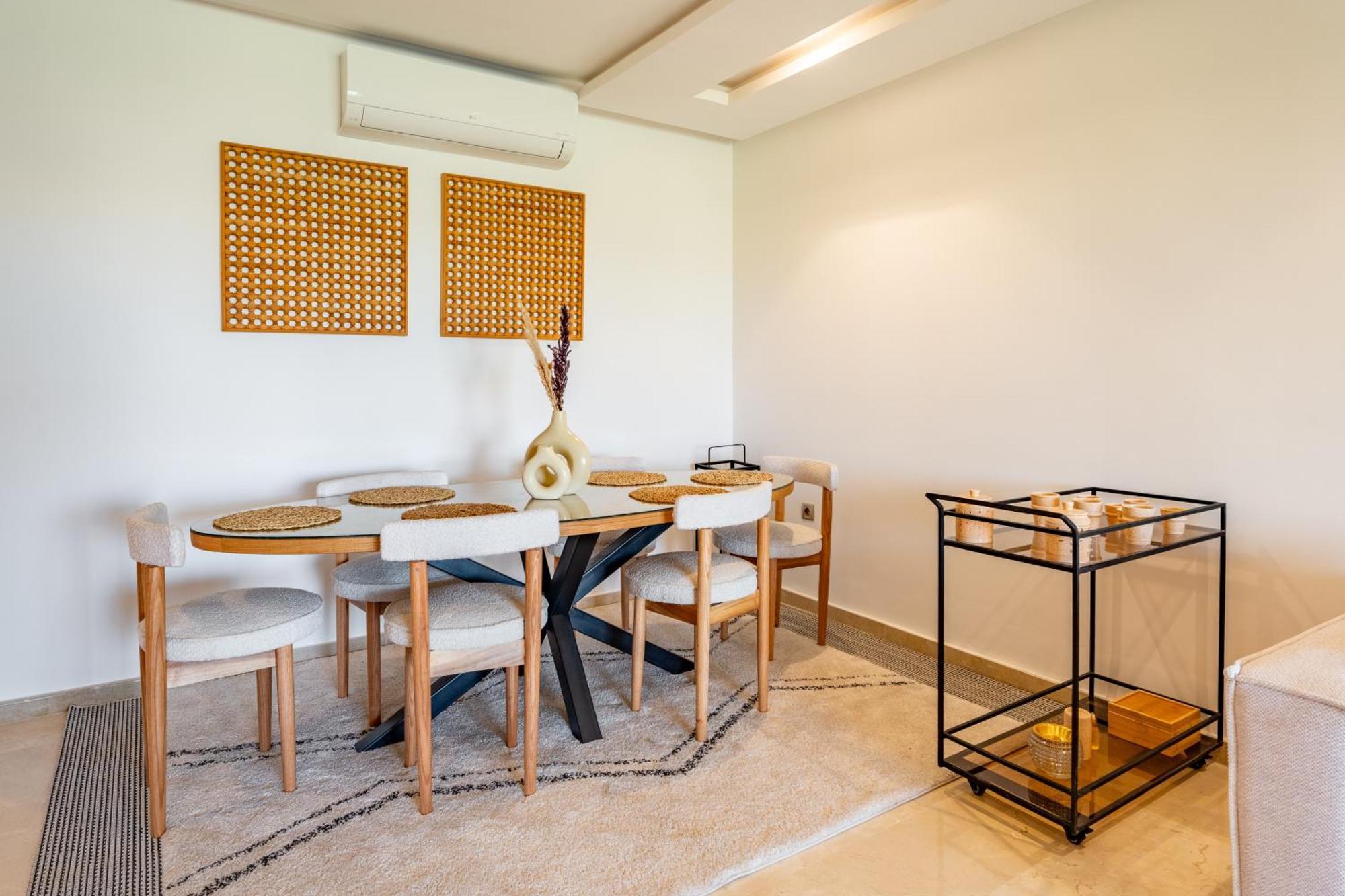 Modern Appart-golf View, Terrace & Fiber Optic Appartement *