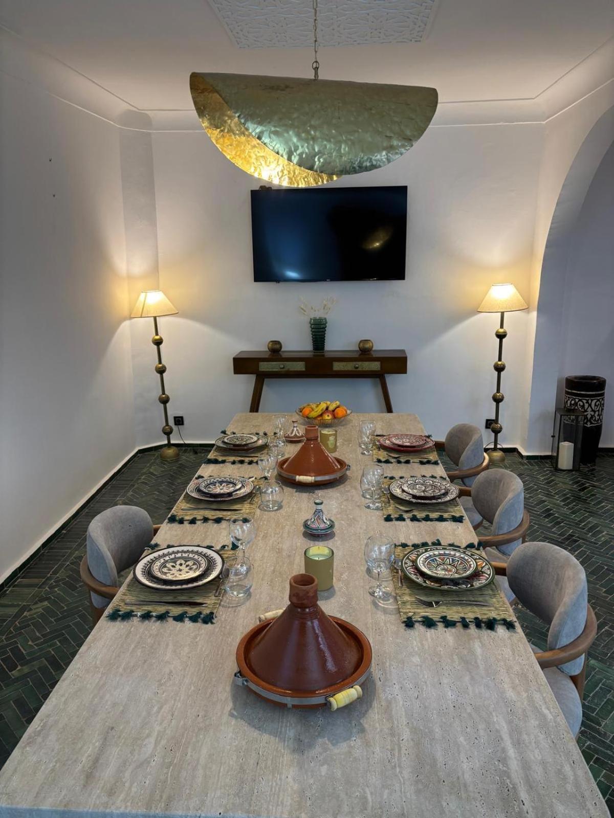 Ferienhaus Entierement Privatise 5 Avec Bassin Pres De La Celebre Place Jemaa El Fna Le Petit Dejeuner Et Le Menage Quotidien Compris Marrakesch