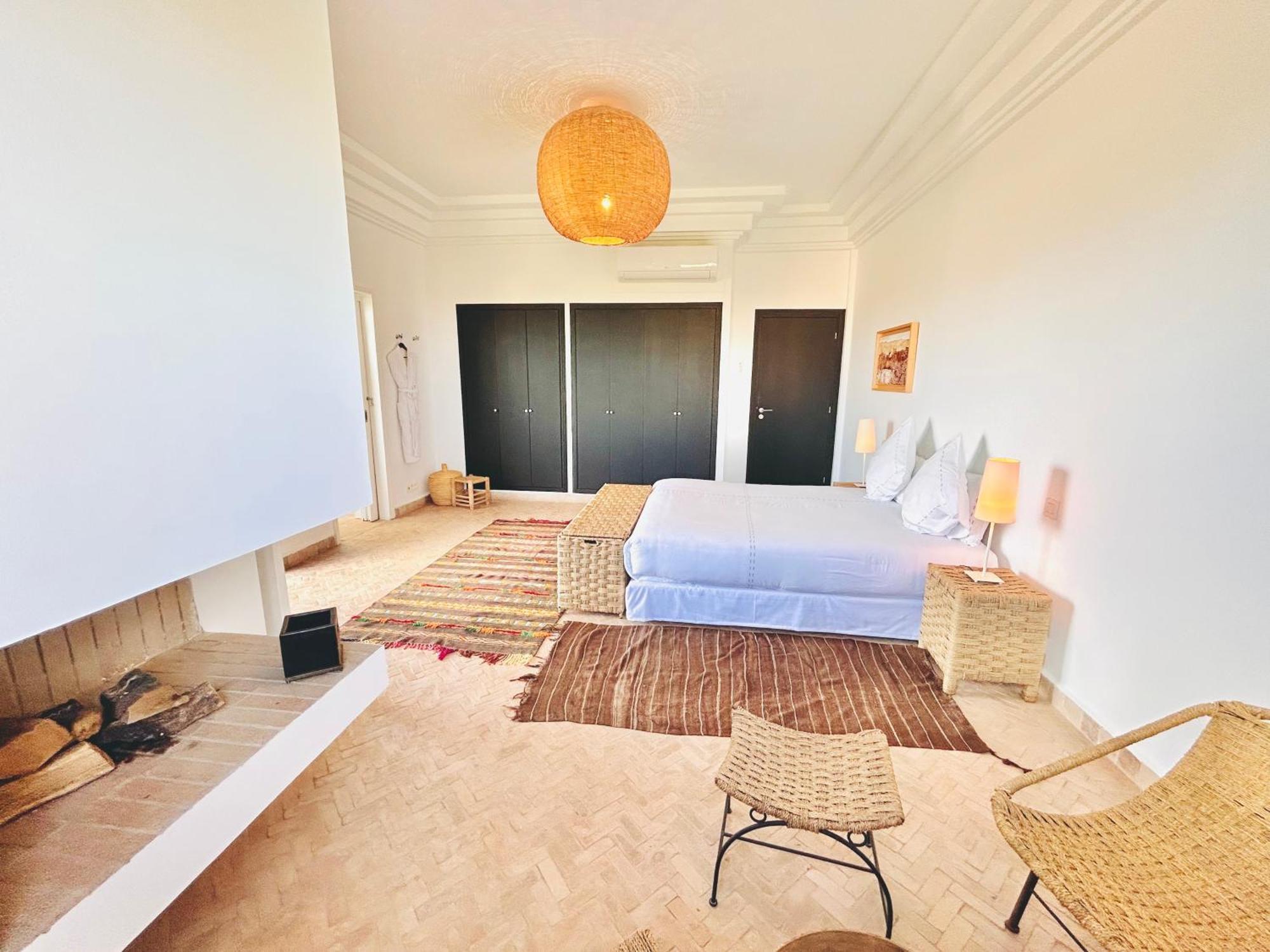 Luxury Getaway In Marrakech , Zaria With Pool And Breakfast Villa