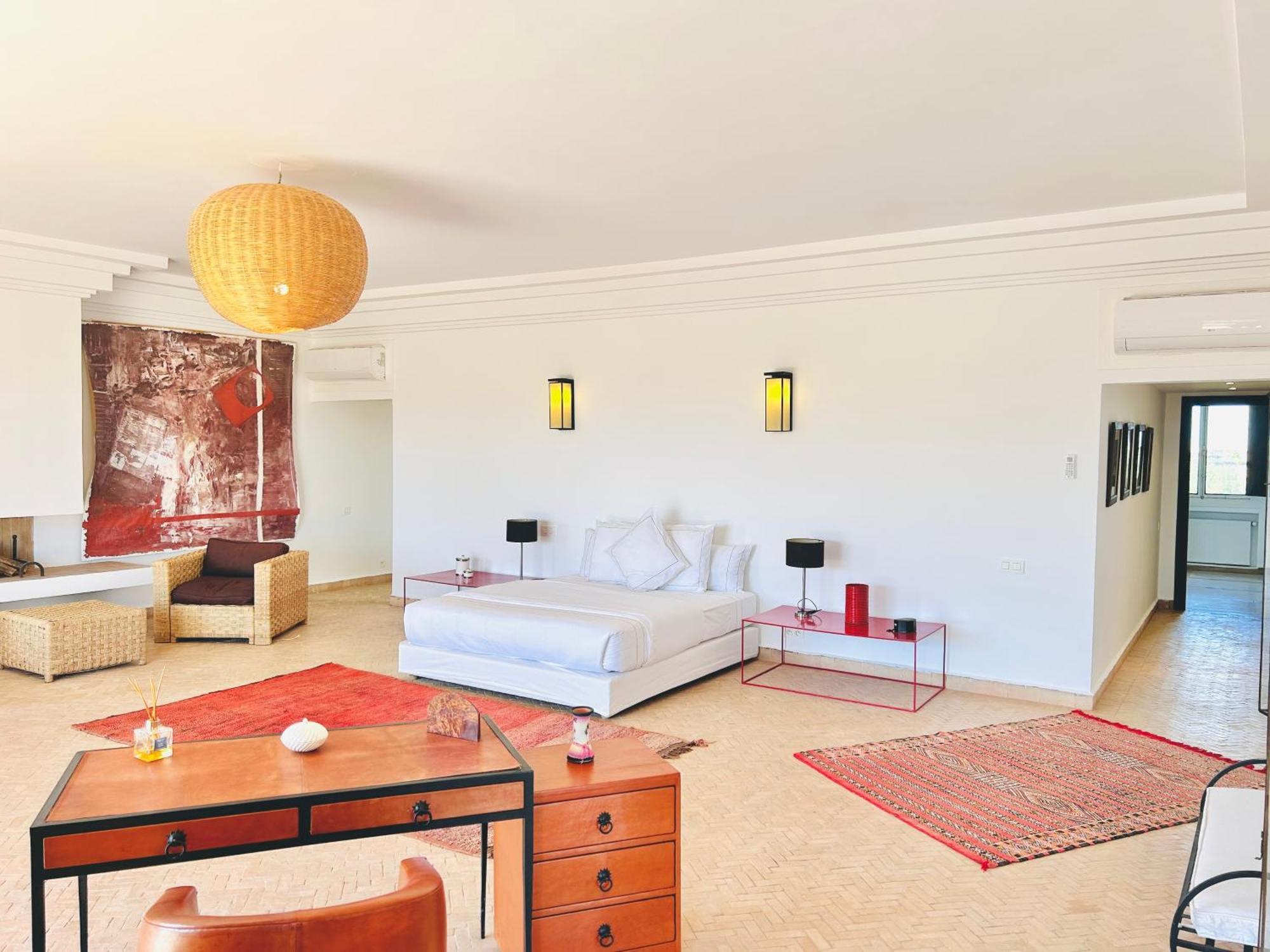 Villa Luxury Getaway In Marrakech , Zaria With Pool And Breakfast