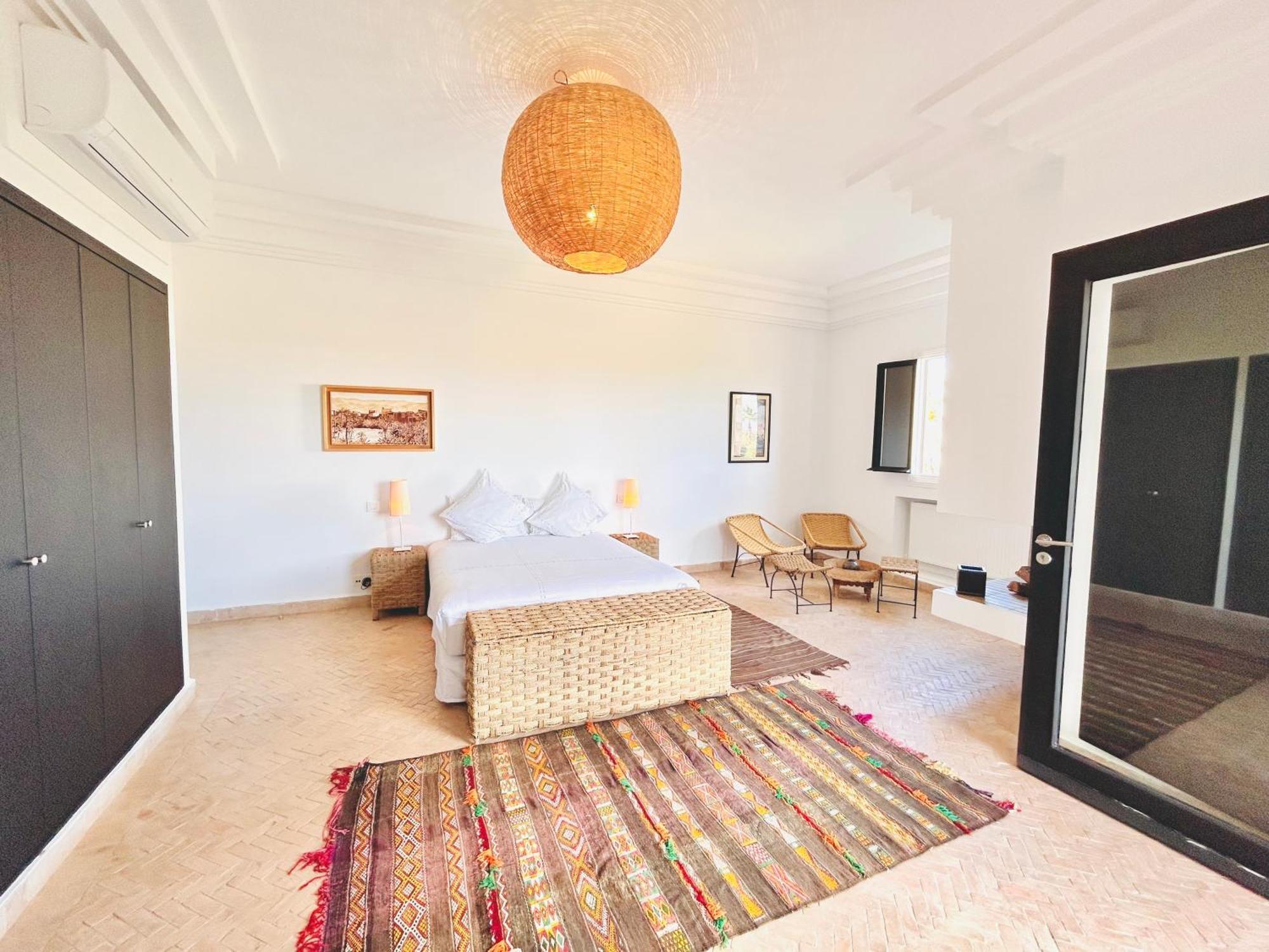 Luxury Getaway In Marrakech , Zaria With Pool And Breakfast Villa
