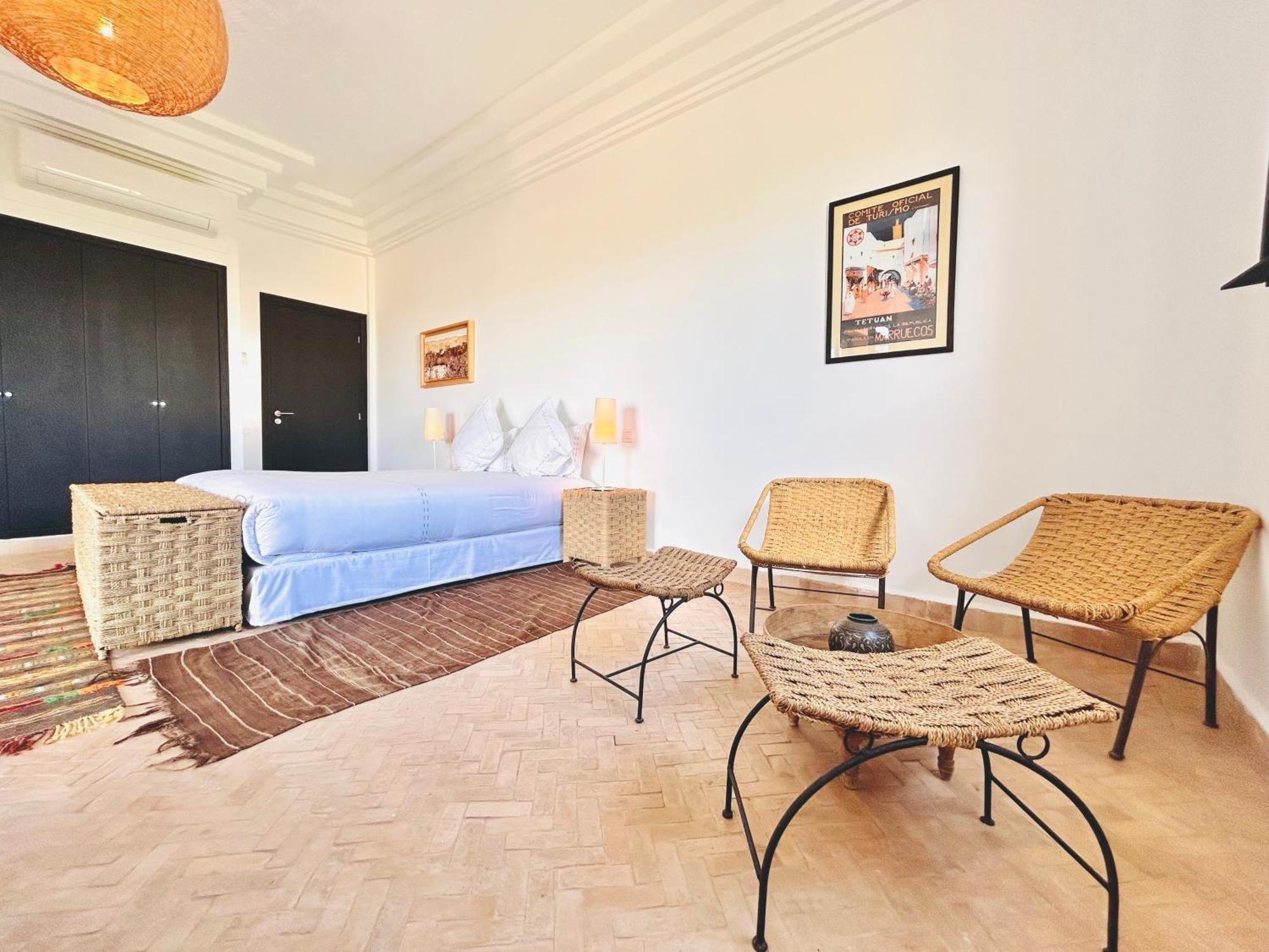 Luxury Getaway In Marrakech , Zaria With Pool And Breakfast