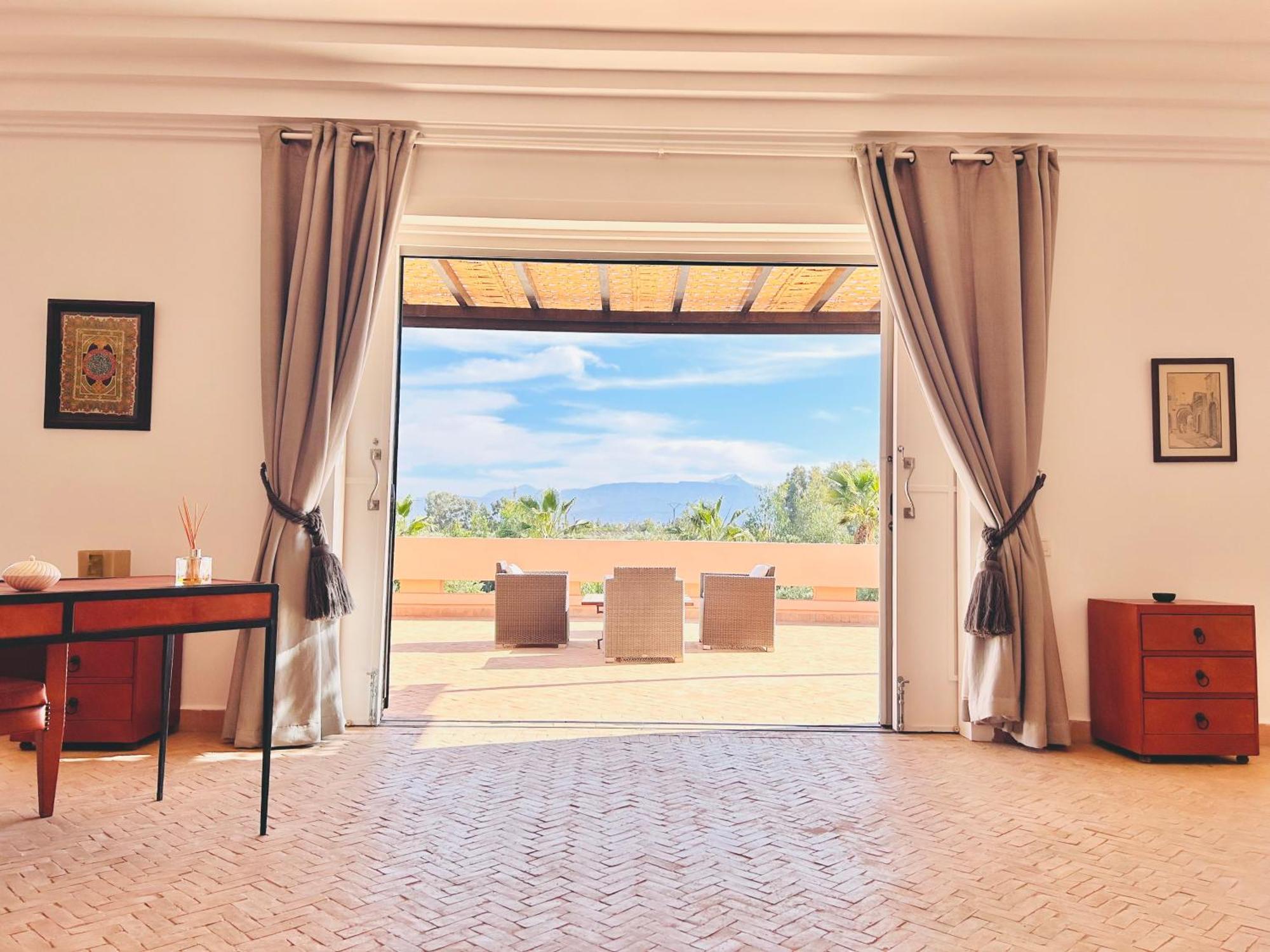 Luxury Getaway In Marrakech , Zaria With Pool And Breakfast Villa