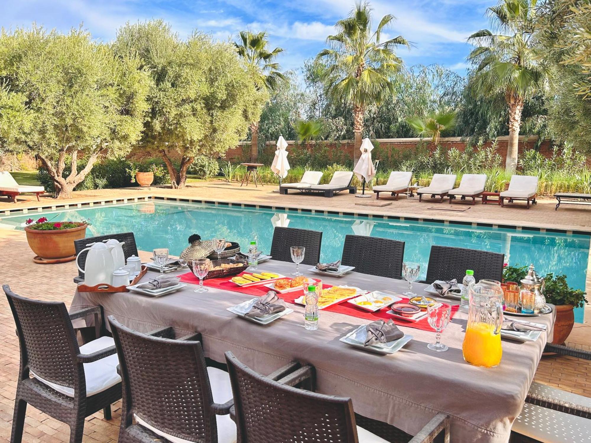 Luxury Getaway In Marrakech , Zaria With Pool And Breakfast
