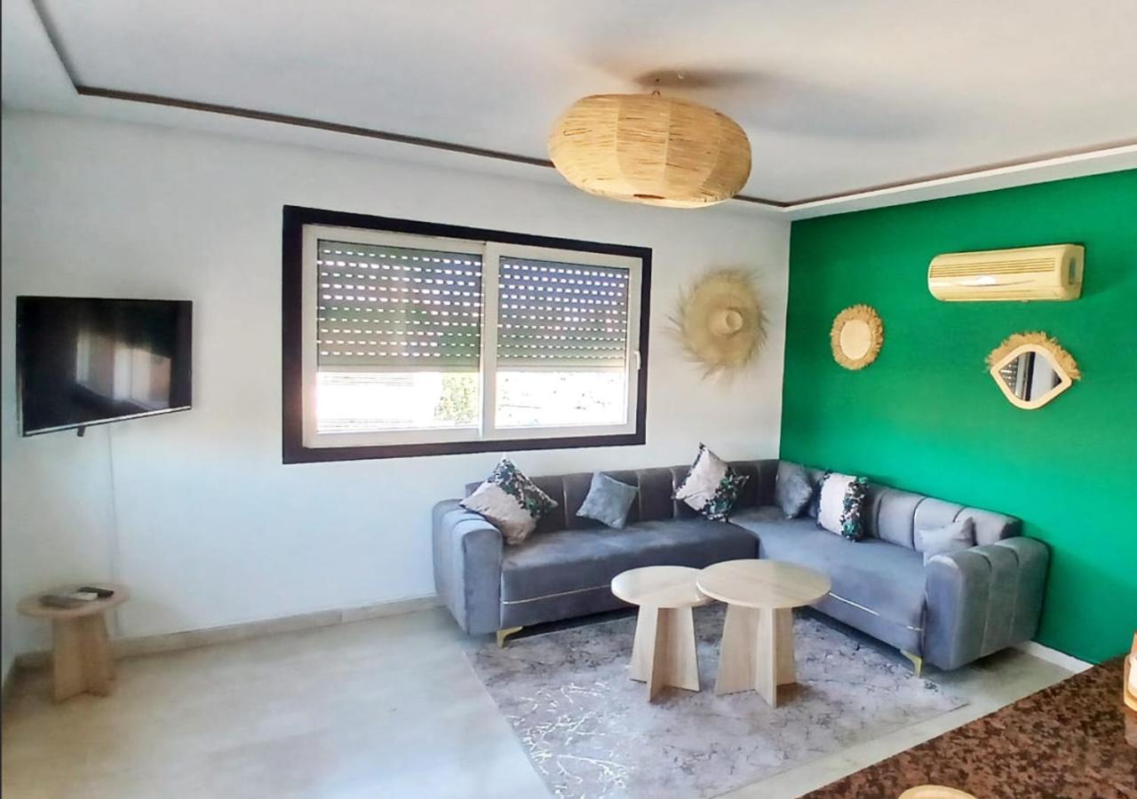 Apartamento Farikia 13 *