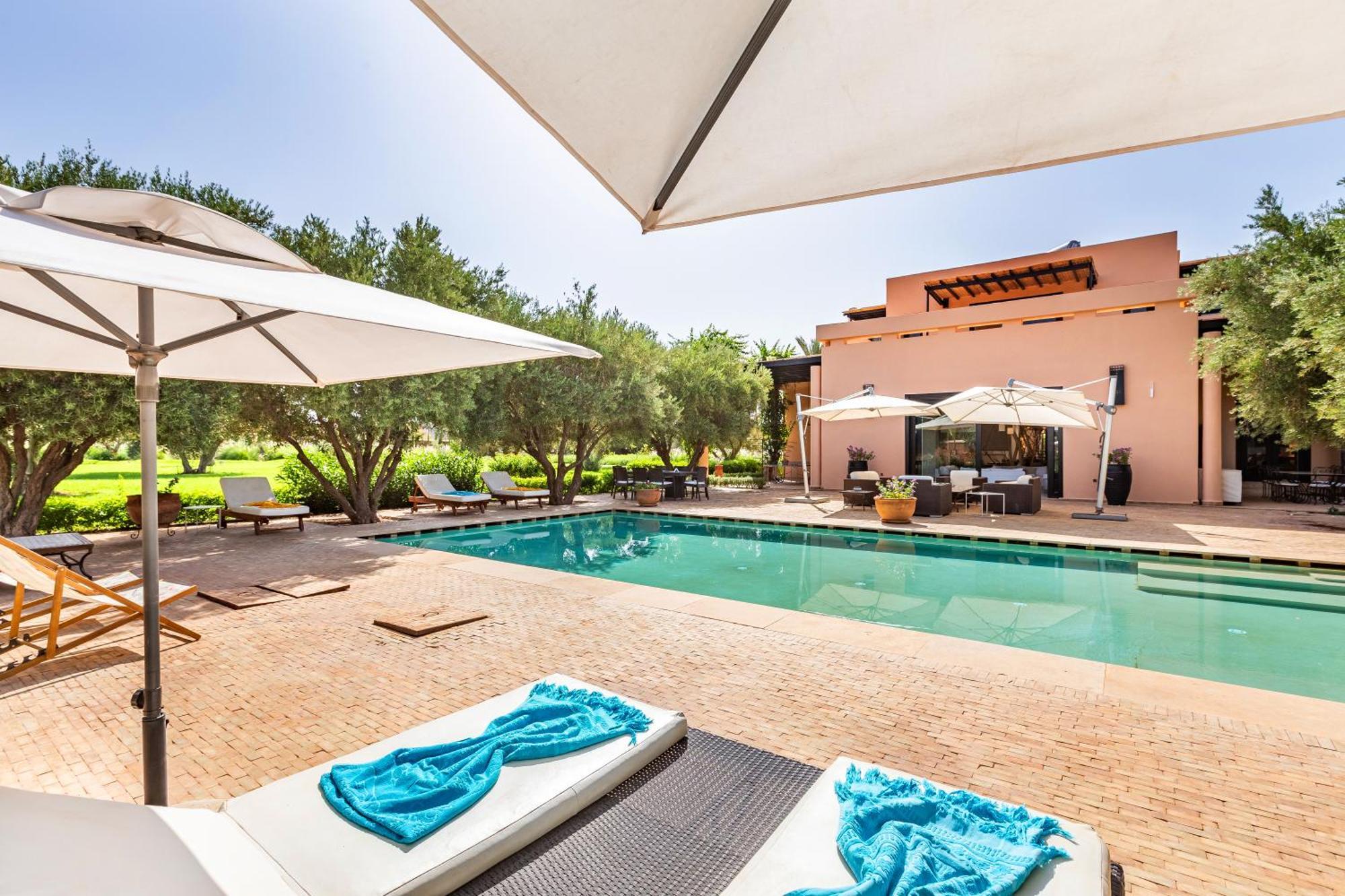 Luxury Getaway In Marrakech , Zaria With Pool And Breakfast Villa