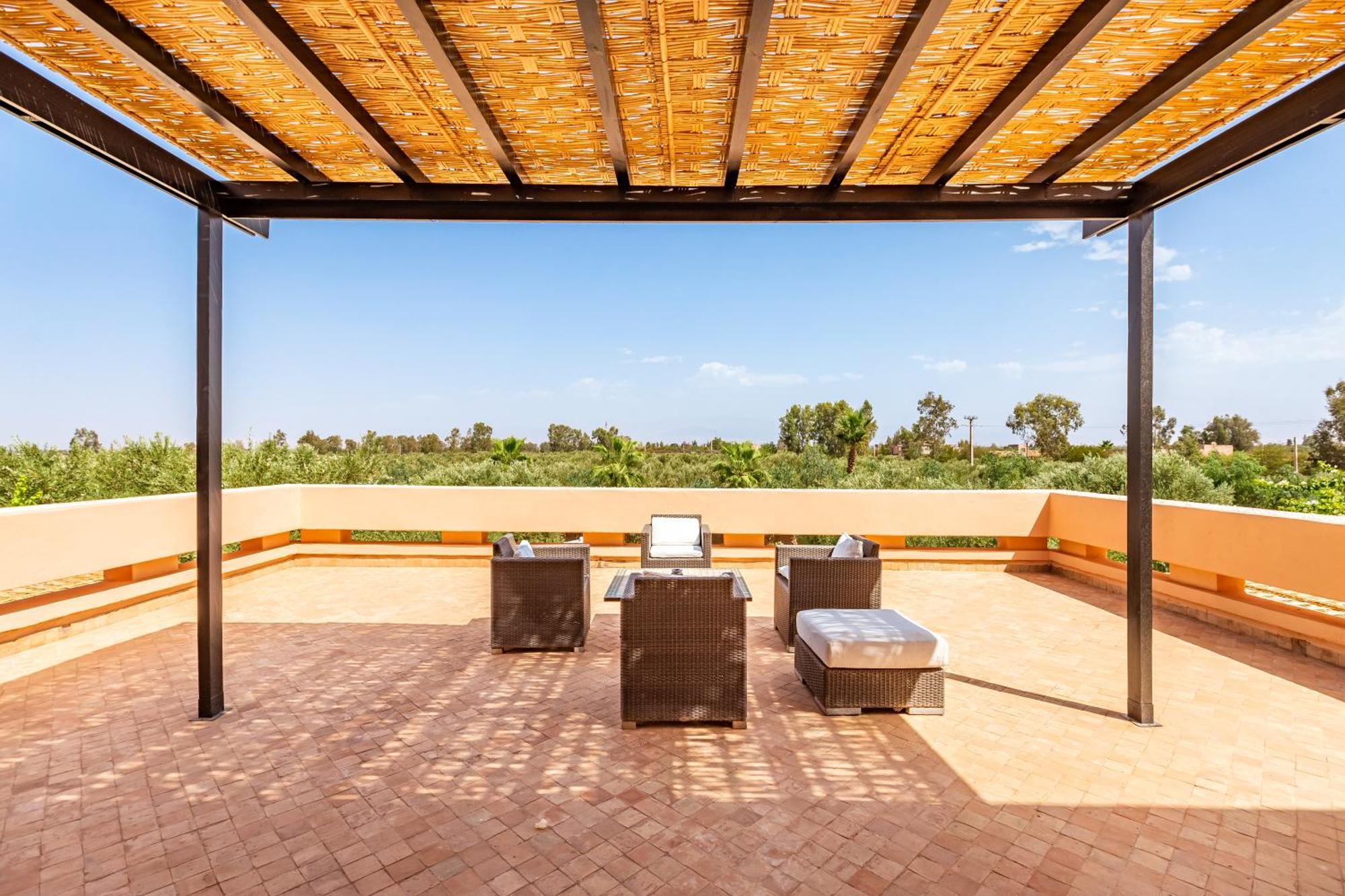 Villa Luxury Getaway In Marrakech , Zaria With Pool And Breakfast