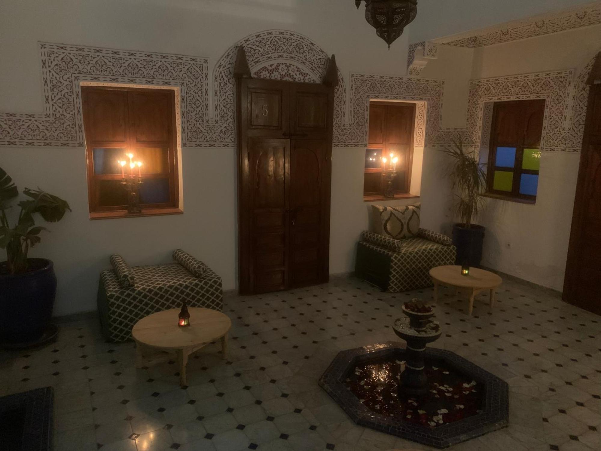 La Perla Bianca Bed & Breakfast
