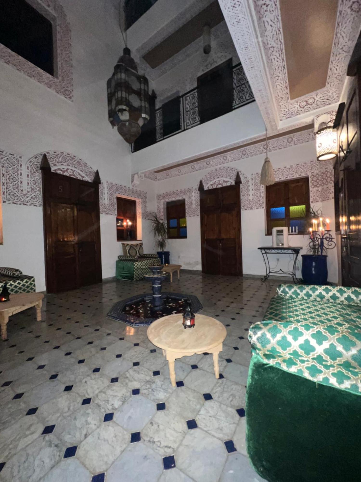 La Perla Bianca Bed & Breakfast *