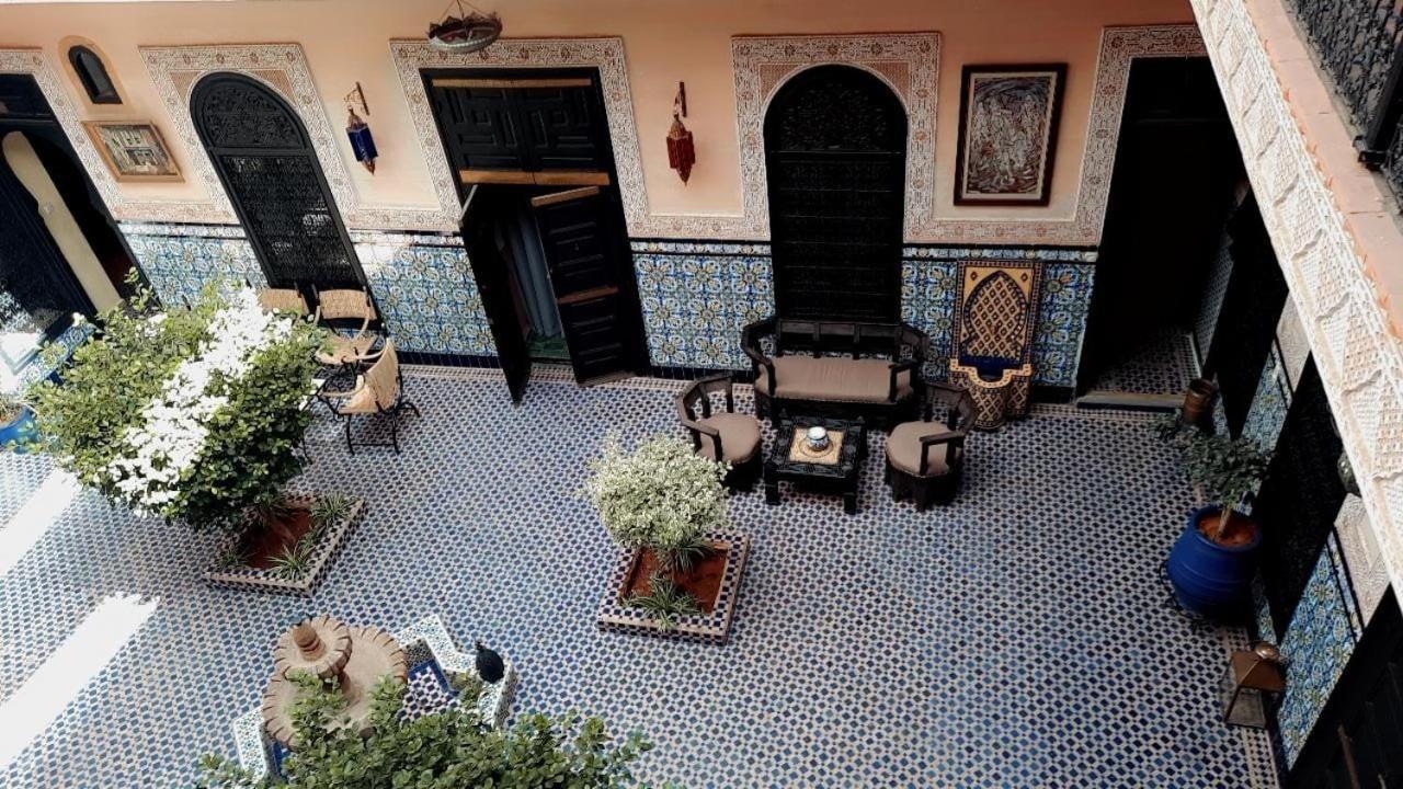 Lalla Khiti Riad 2*