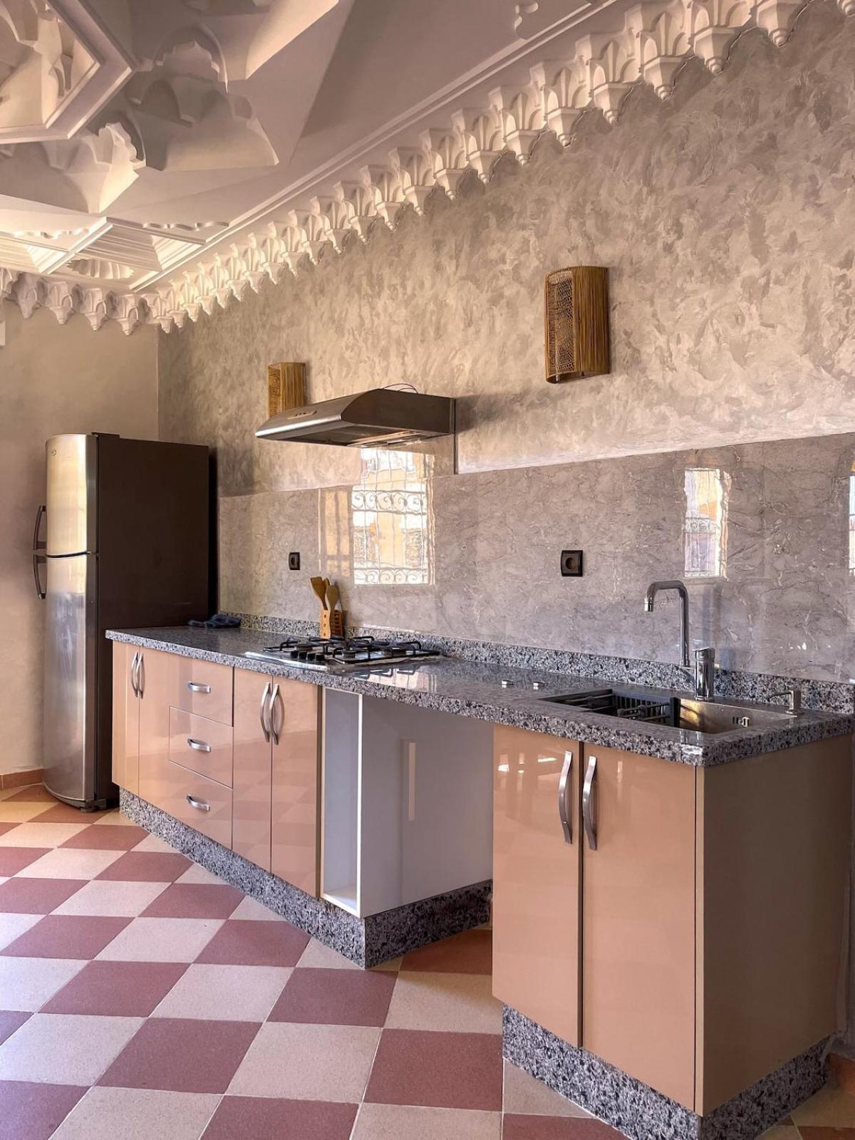 Moroccan Culture Apt! Airport Apartment Marrakesh