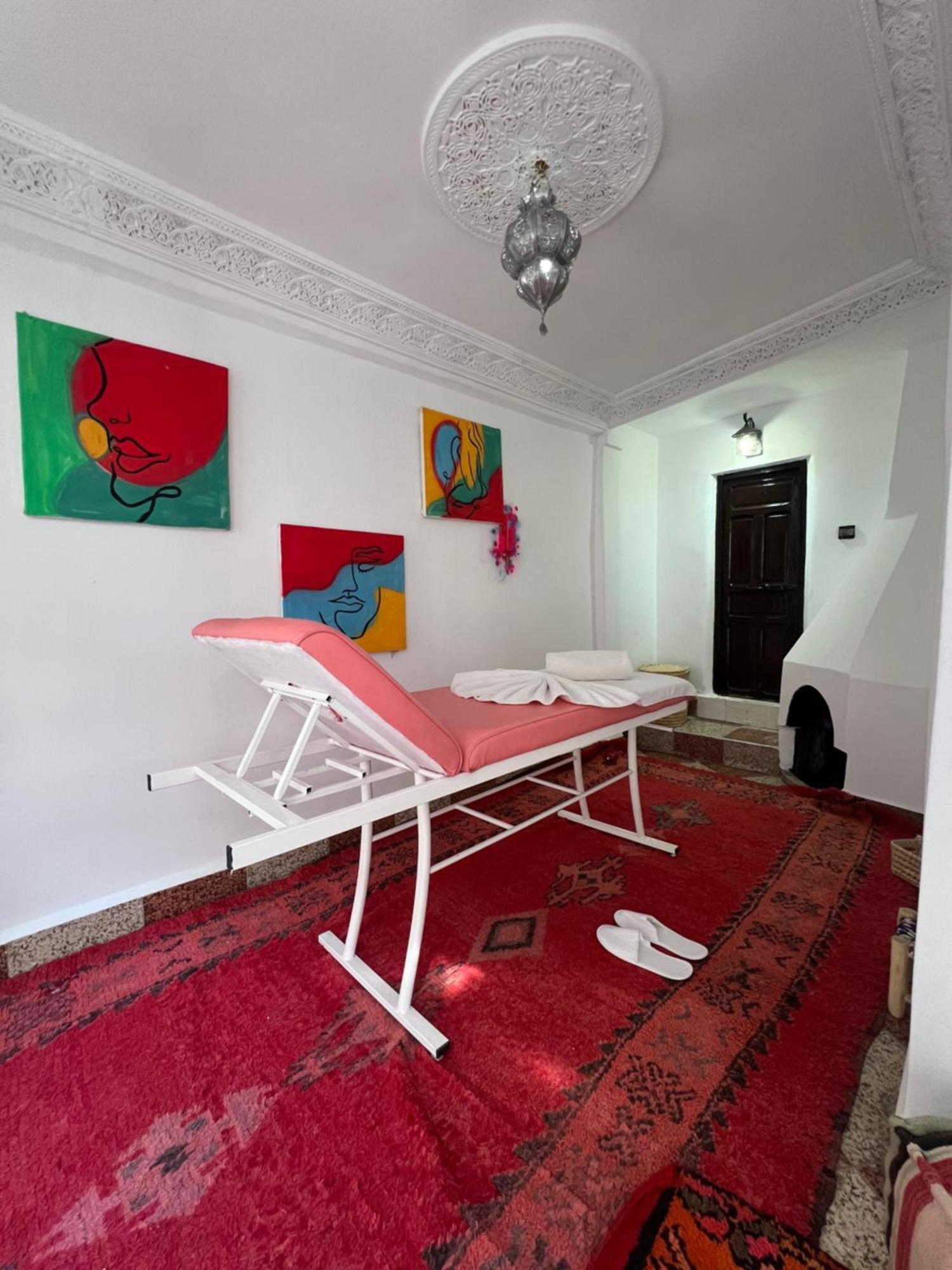 Dar Lfen Riad
