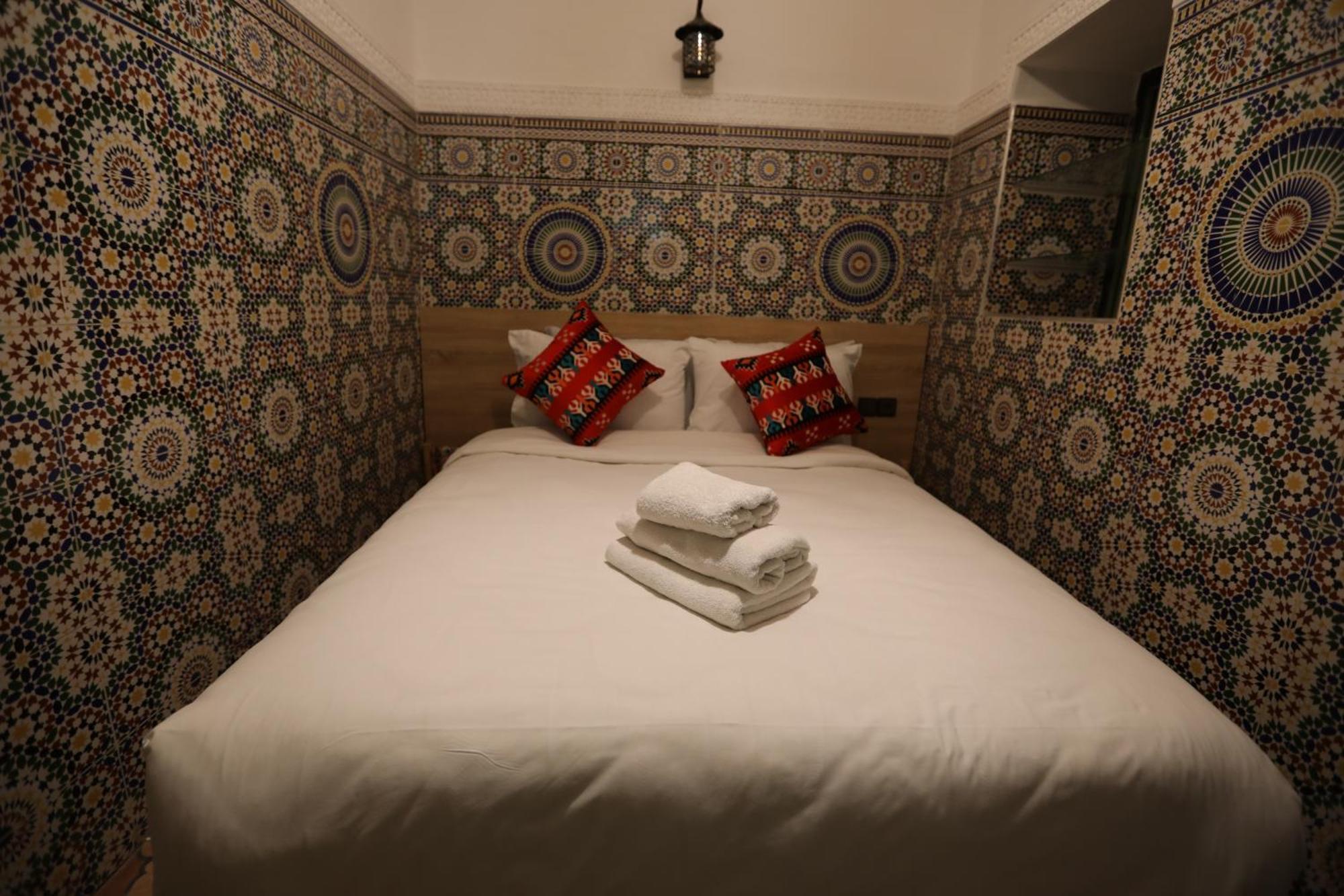 Dar Lfen Riad *