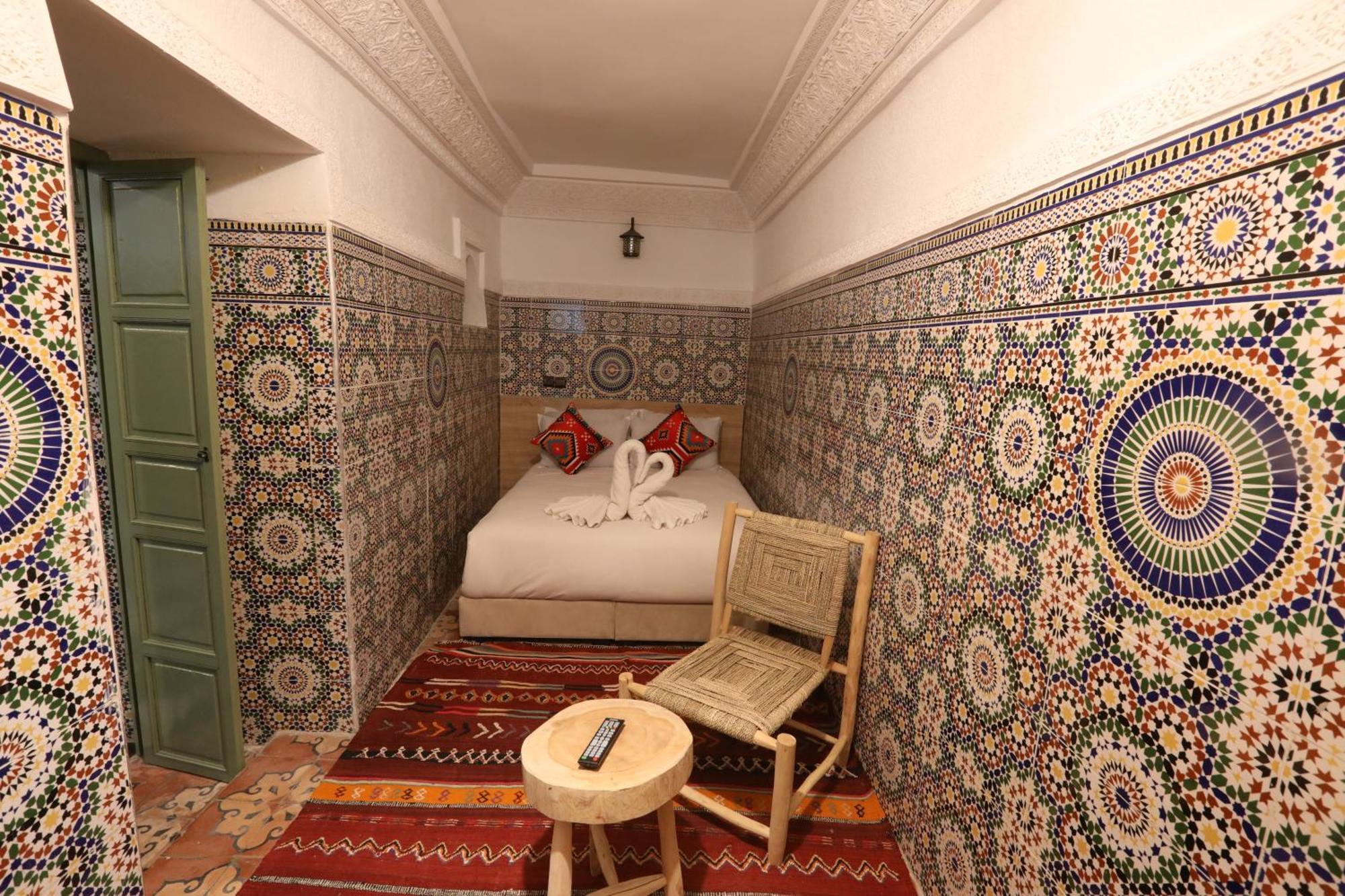 Dar Lfen Riad