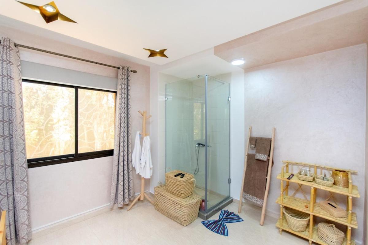Villa With Private Pool And Breakfast Included
