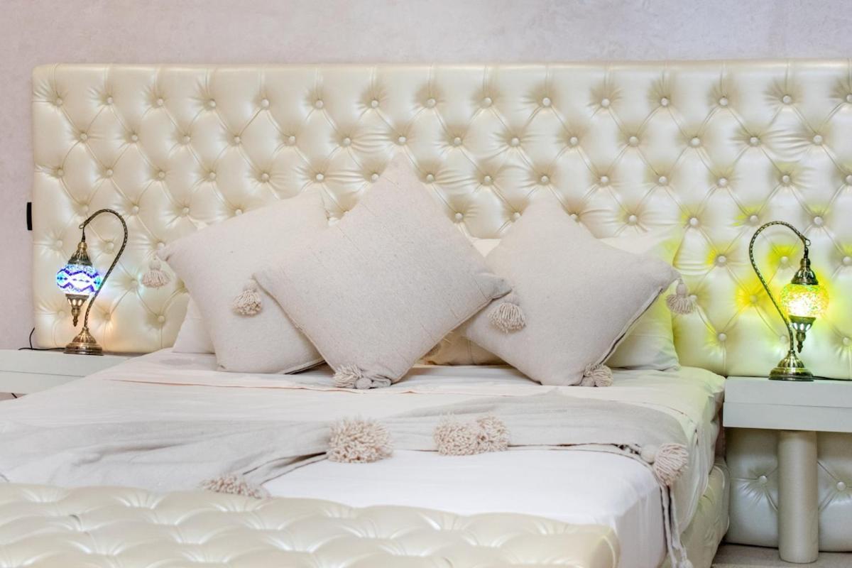 With Private Pool And Breakfast Included Marrakesh