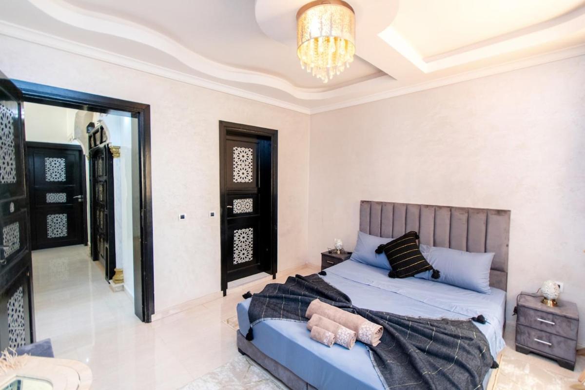 With Private Pool And Breakfast Included Villa