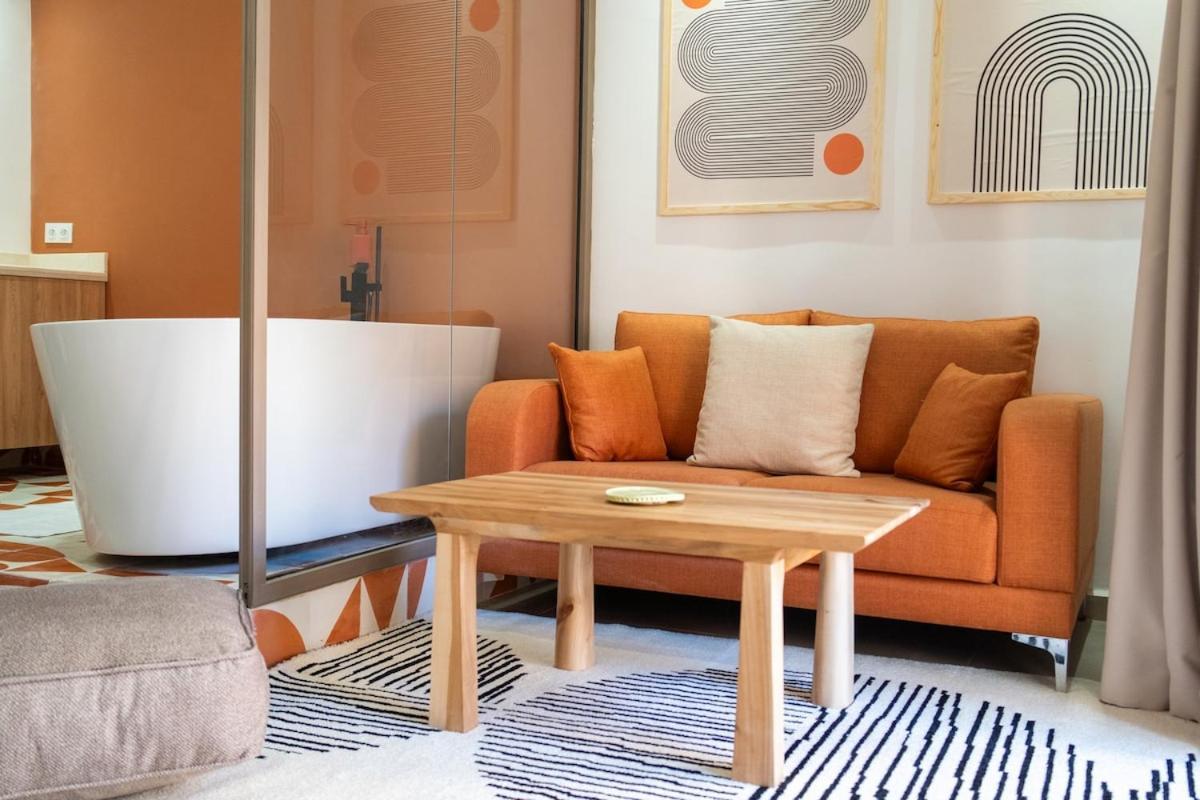 Appartement Terra Cotta Suite, Luxe & Relaxing Bath *