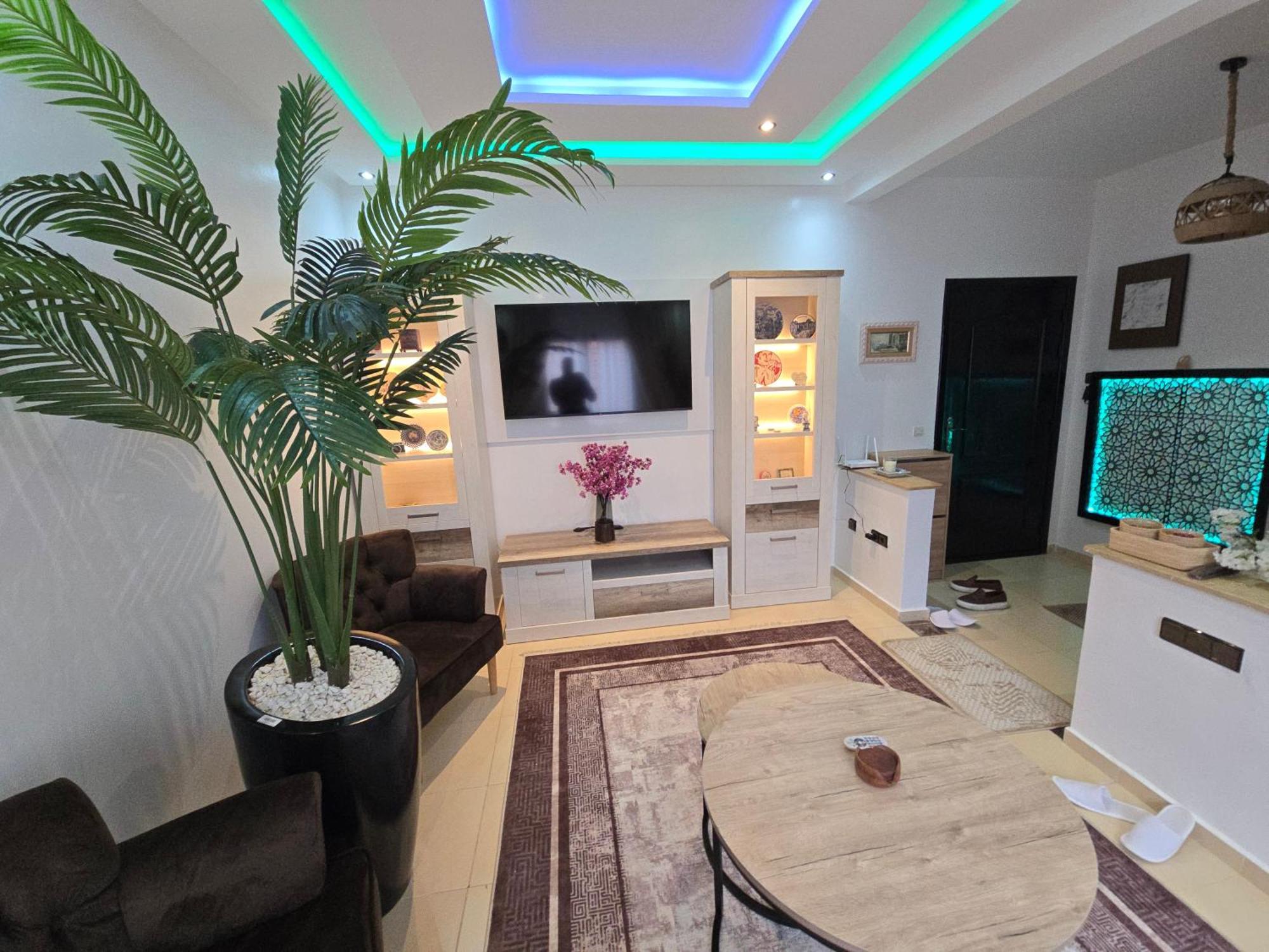 Elegant With High-end Appartement *