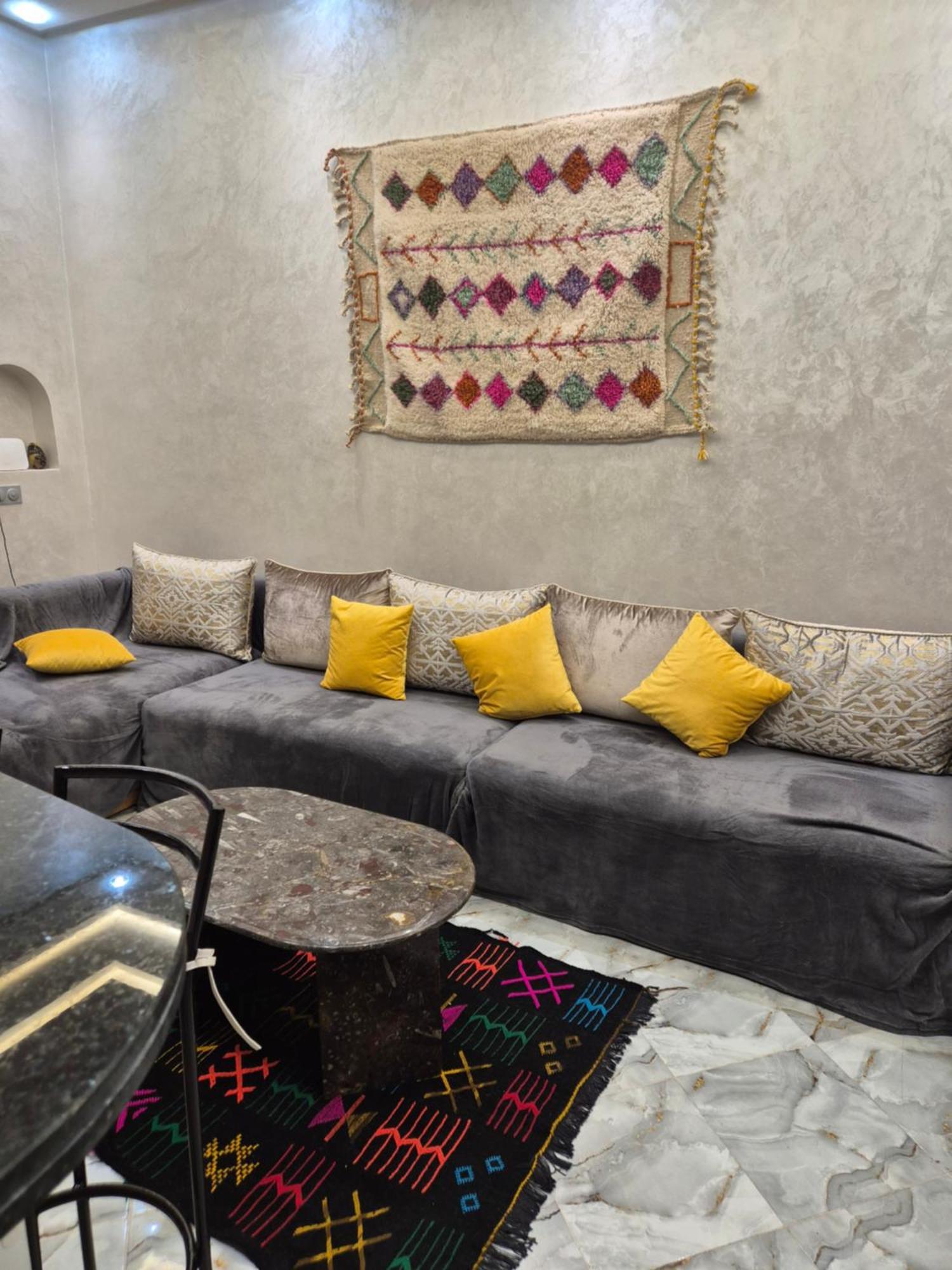 El Mehenni Gueliz Apartment *