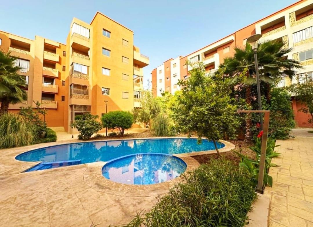 Luxueux Avec Piscine Appartamento