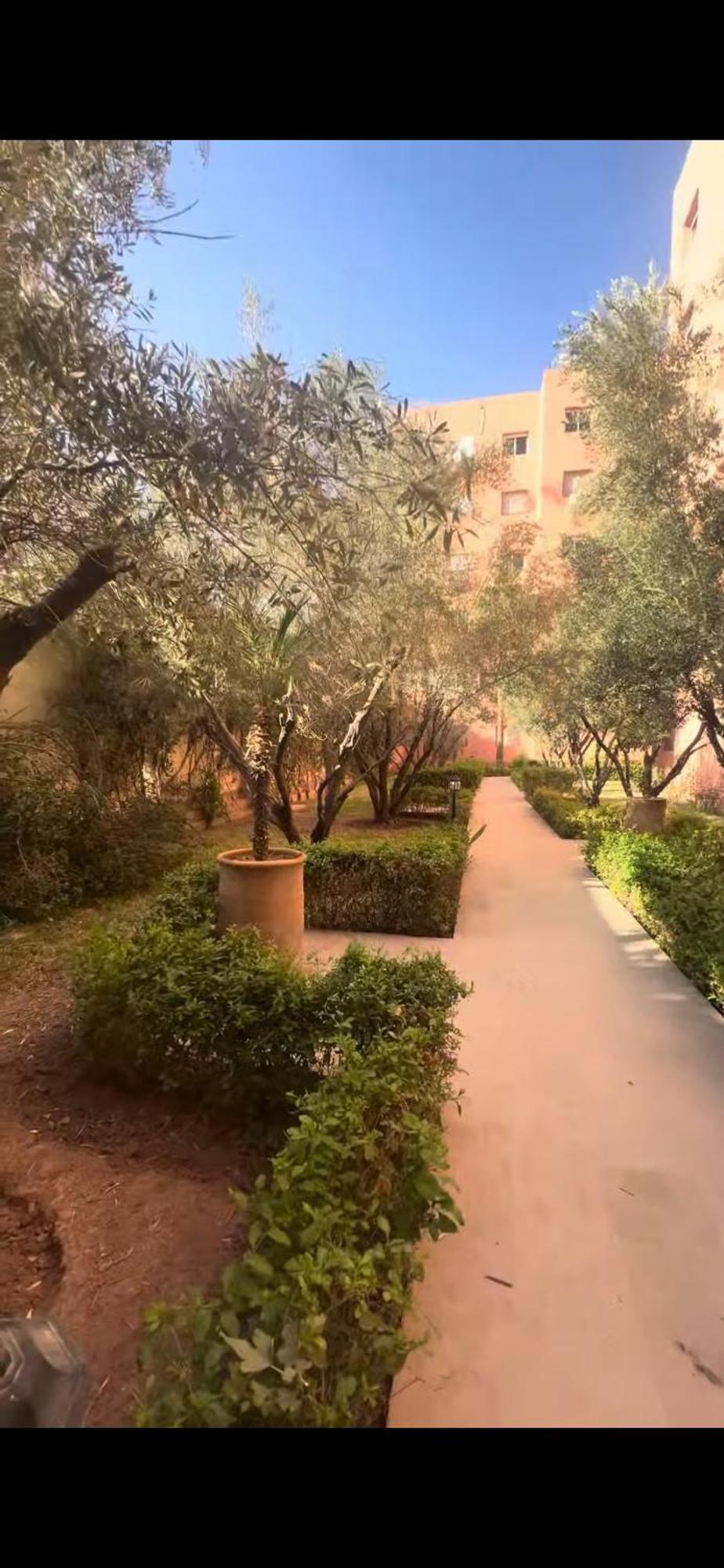 F3 Exceptionnel A Gueliz - A 5 Min De La Gare - Piscine, Wi-fi Et Parking Au Coeur De Marrakech Appartement