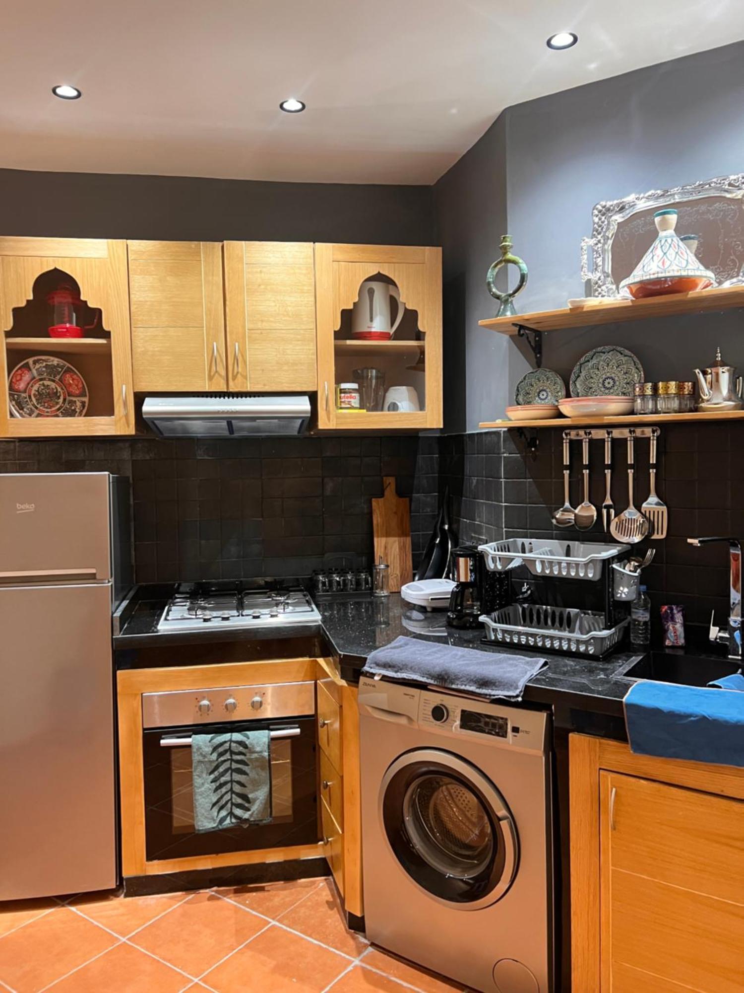 Appartement F3 Exceptionnel A Gueliz - A 5 Min De La Gare - Piscine, Wi-fi Et Parking Au Coeur De Marrakech
