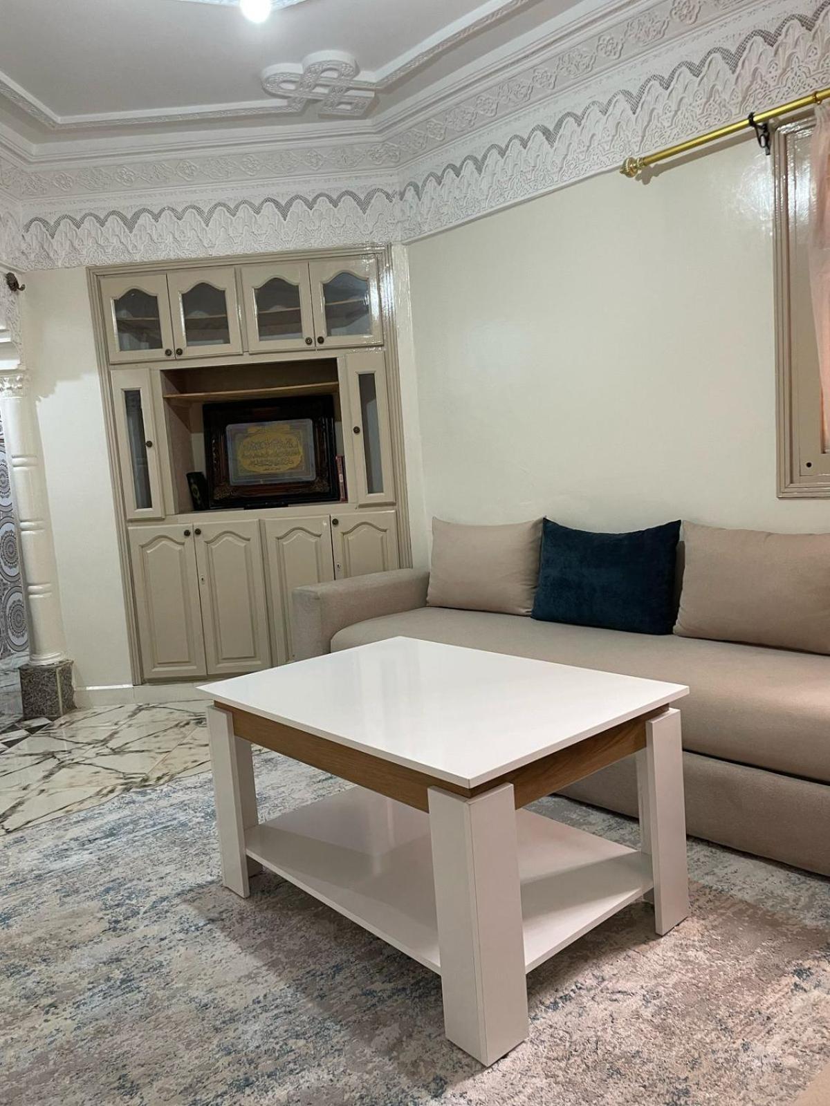 Appartement Airport , Perfect For Early & Late Flights *