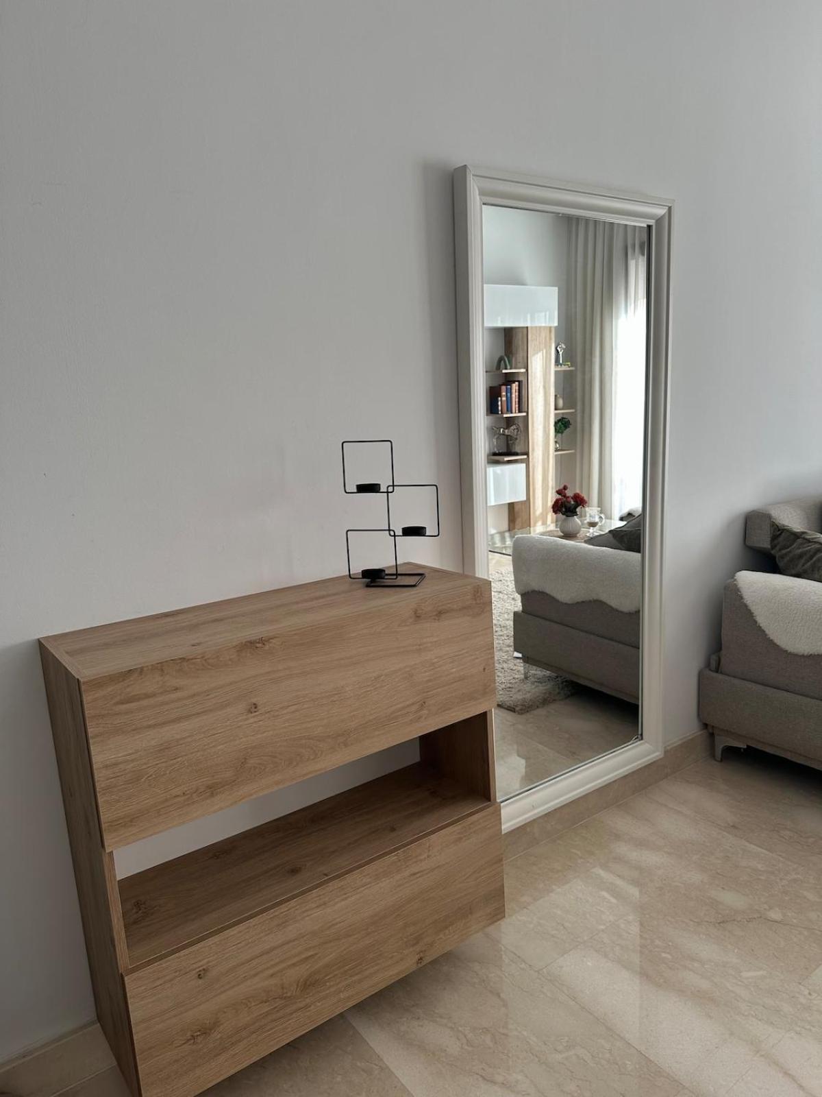 Luxury And Free Parking Appartement *
