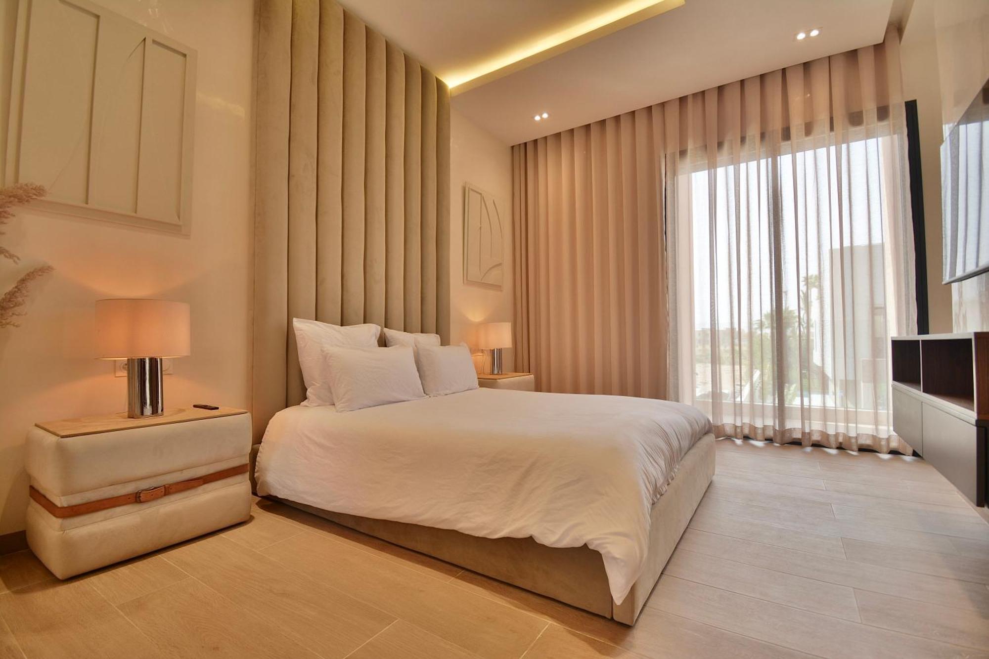 Luxe 5 & Piscine Villa