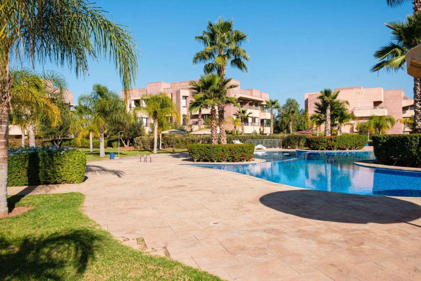 Elegant Piscine Golf Et Wifi *