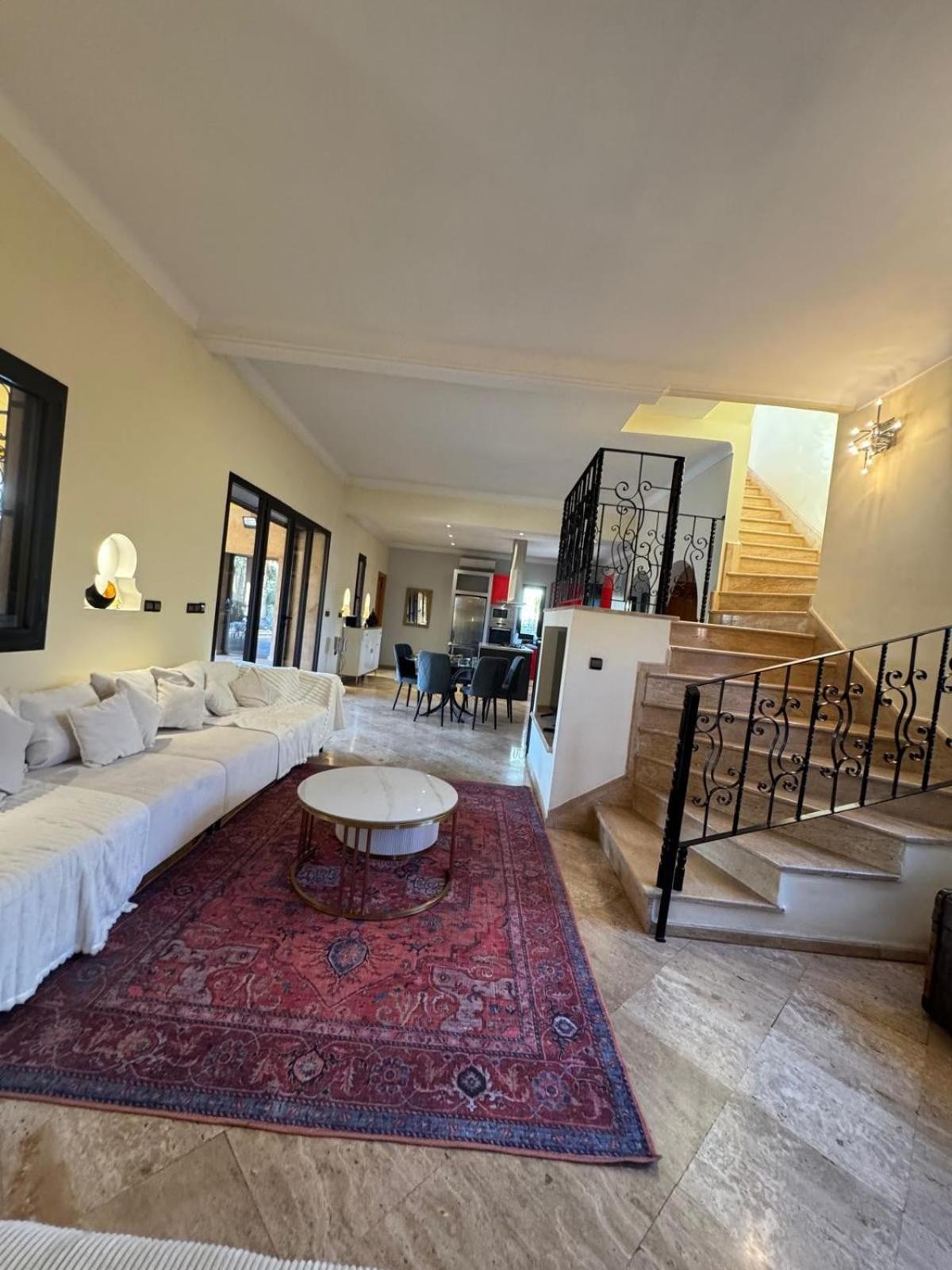 Splendide Avec Piscine Villa *