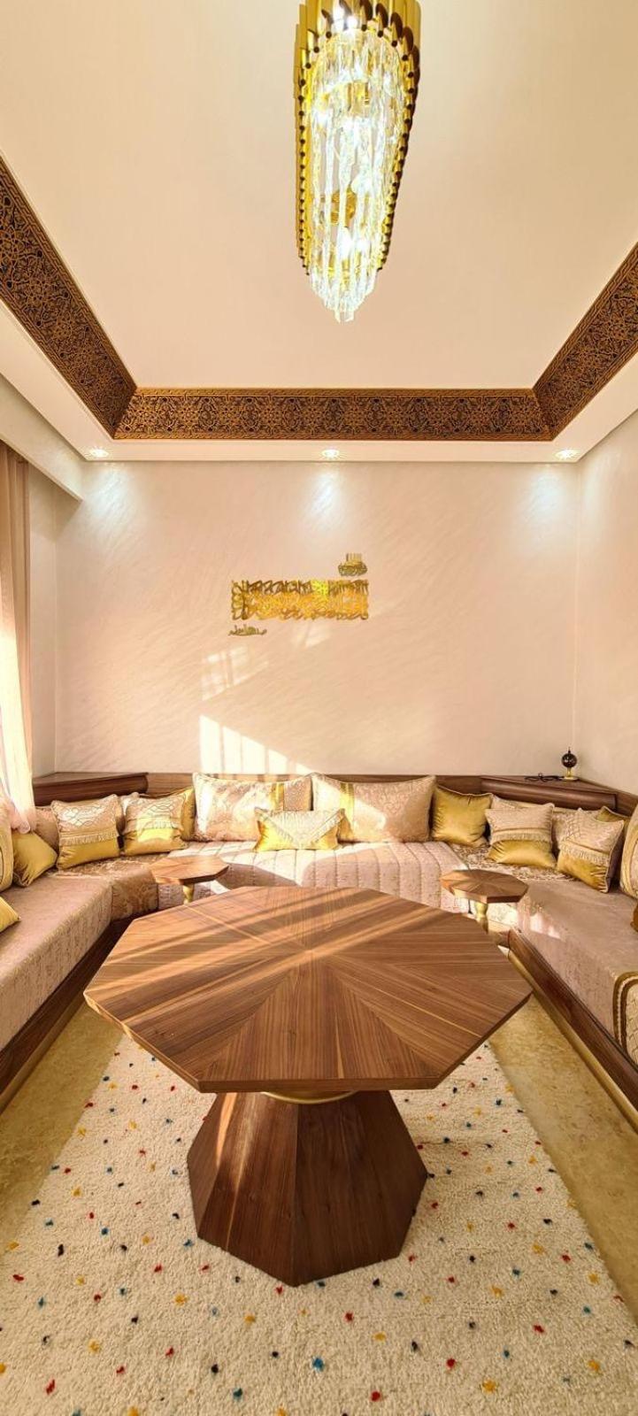 Villa, Jardin & Piscine Homestay