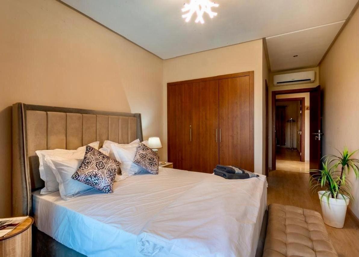 Luxury, 4 Pools Et Golf In Prestigious Appartement Marrakesh