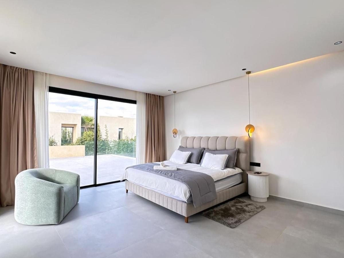 Villa Modern Assia