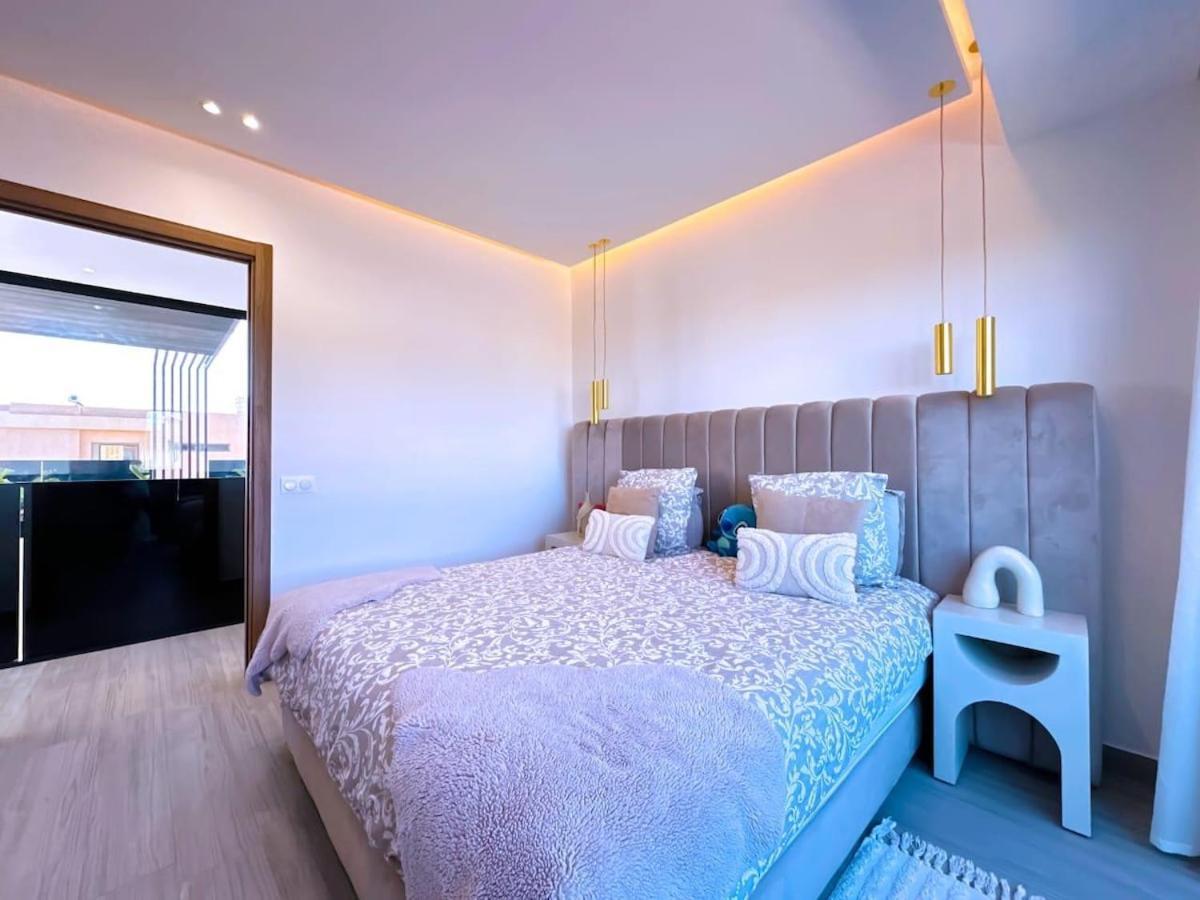 Emna Design Contemporain & Piscine Chauffee Villa *