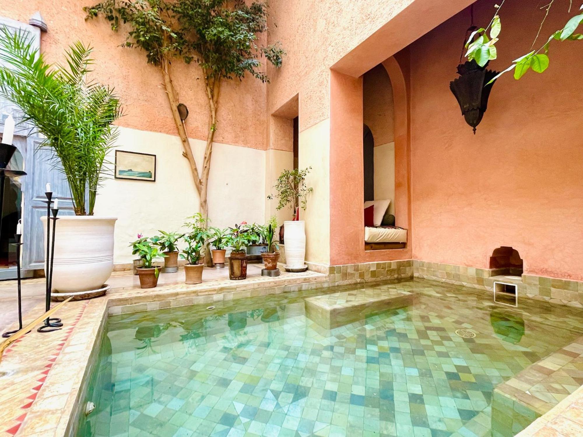 Exclusive And Stylish 4-bedroom With Plunge Pool Appartement *