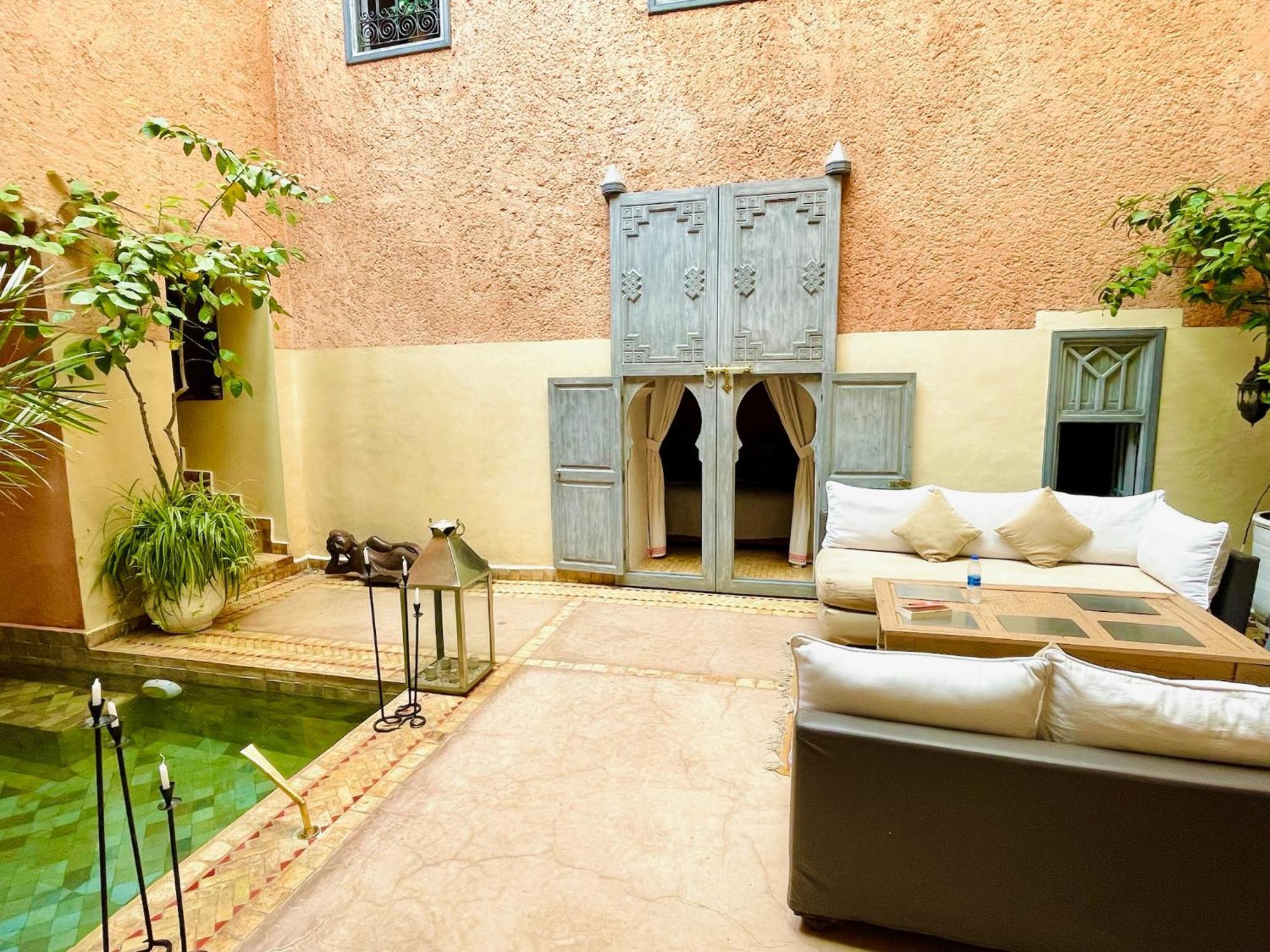 Exclusive And Stylish 4-bedroom With Plunge Pool *