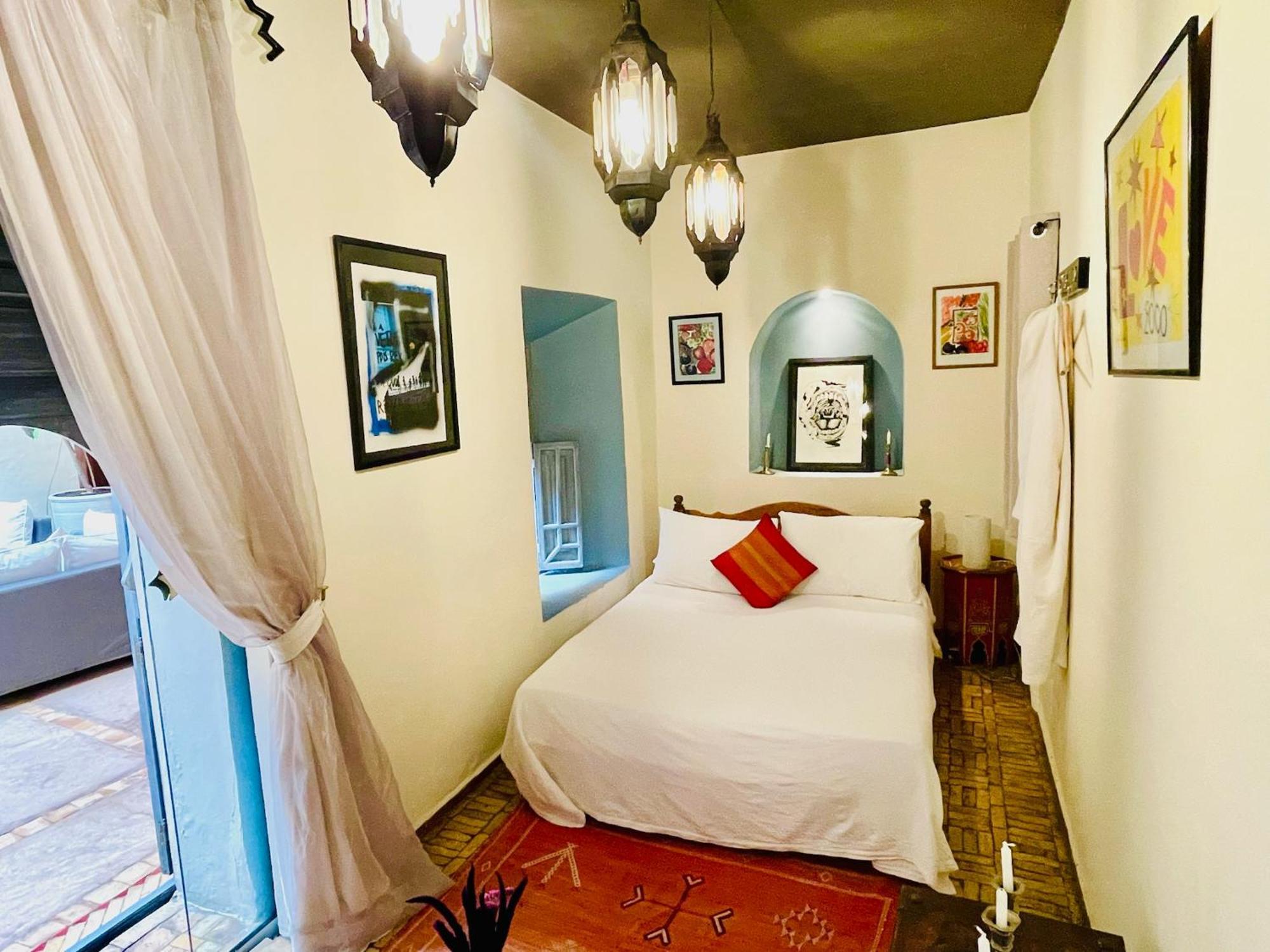 Exclusive And Stylish 4-bedroom With Plunge Pool *