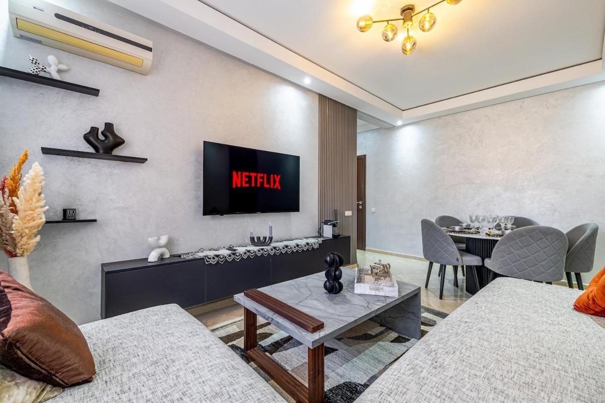 Brand New Appt Citycenter 2br Wifi Free Parking Apartment *