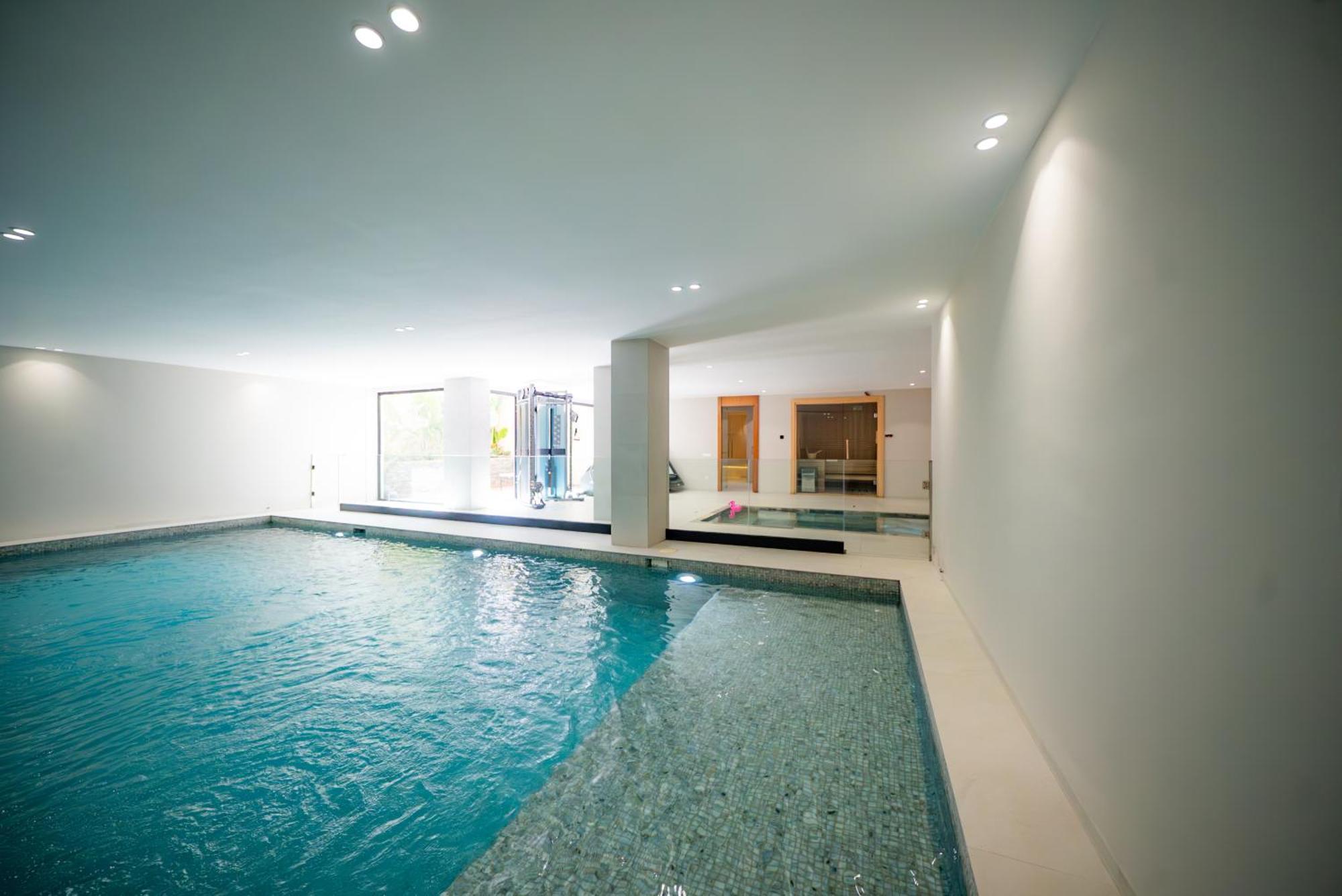 Villa Panda 2 Pool, Jacuzzi & Cinema