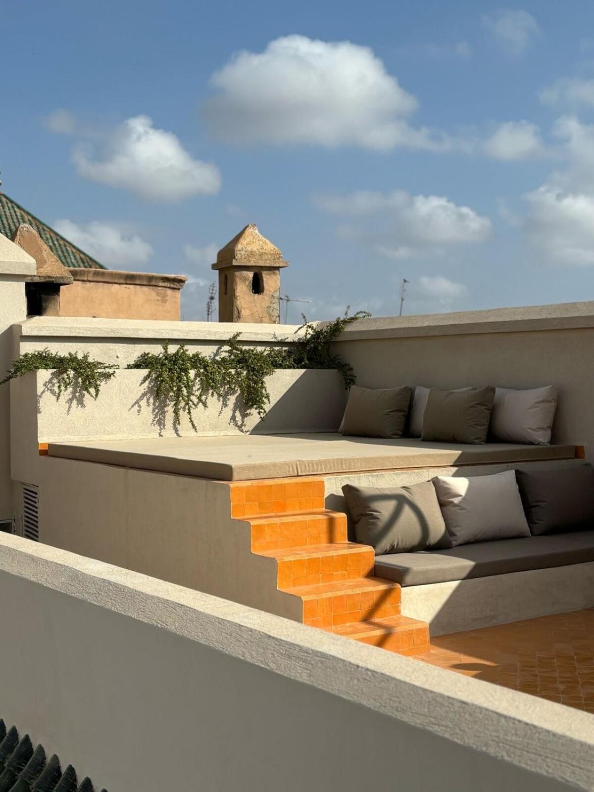 Villa Djannaat Exceptional Private Pool Staff