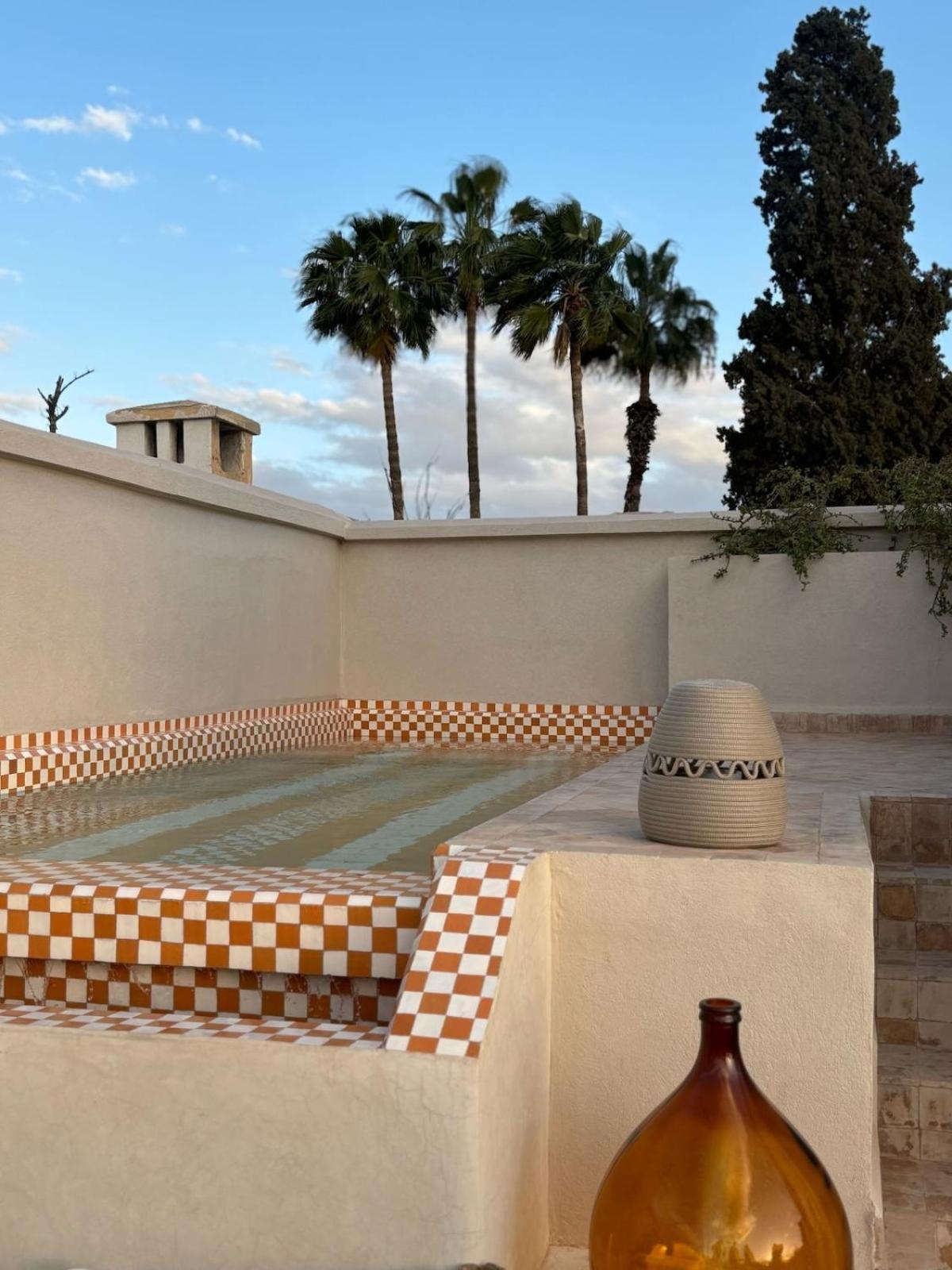 Villa Djannaat Exceptional Private Pool Staff *