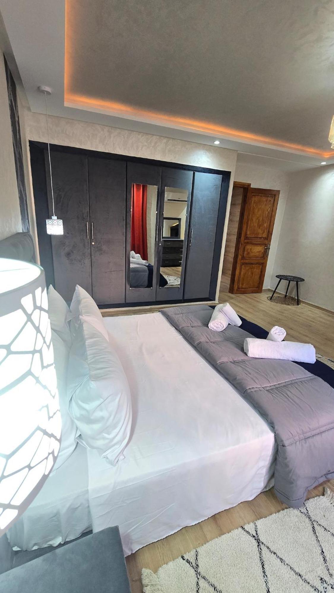 Appartamento Luxury Penthouse And Jacuzzi At Hivernage *