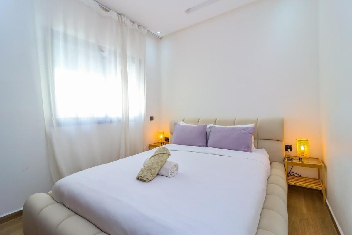 Apartment Comfort In Menara Garden
