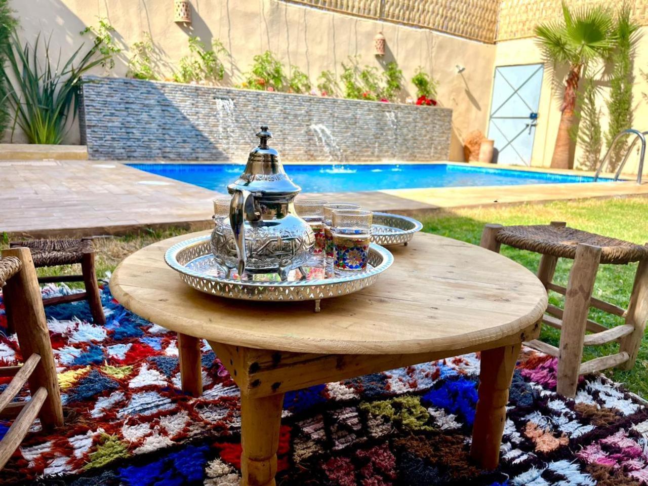 El Ilham Reservee Aux Familles * Marrakesh