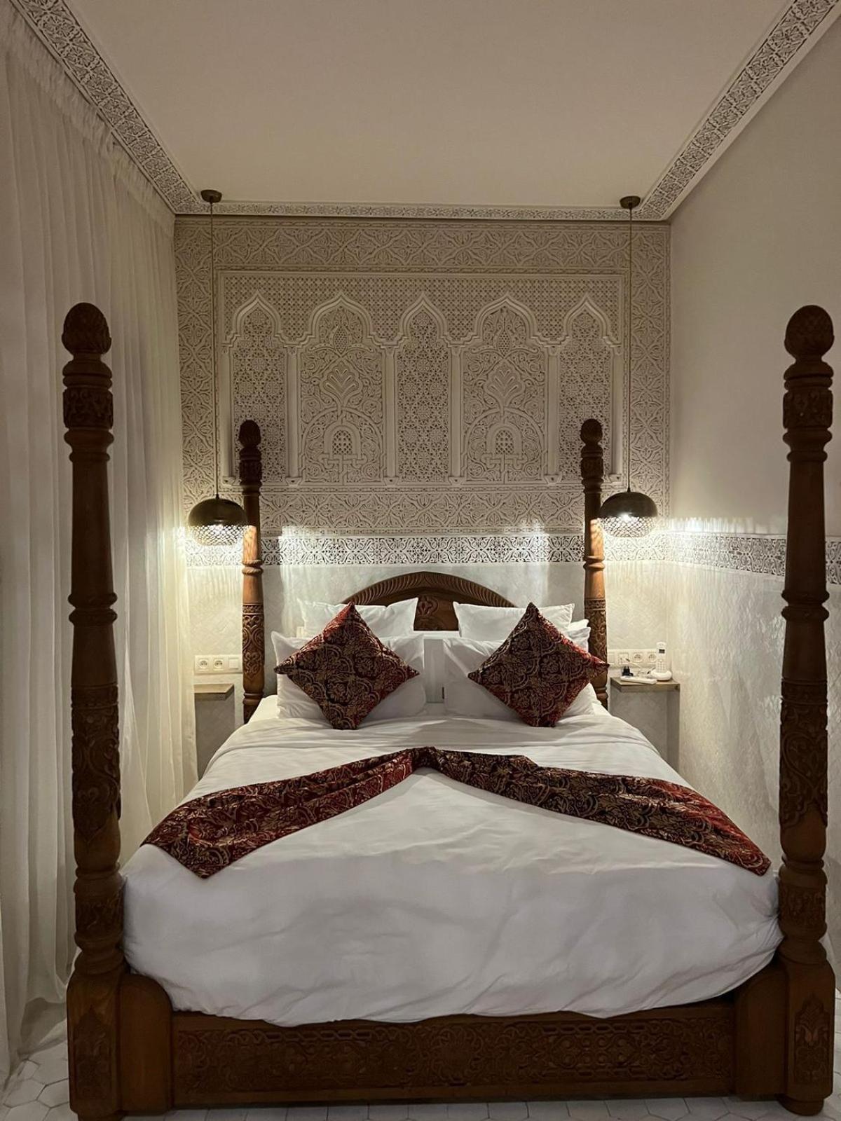 Salima Riad