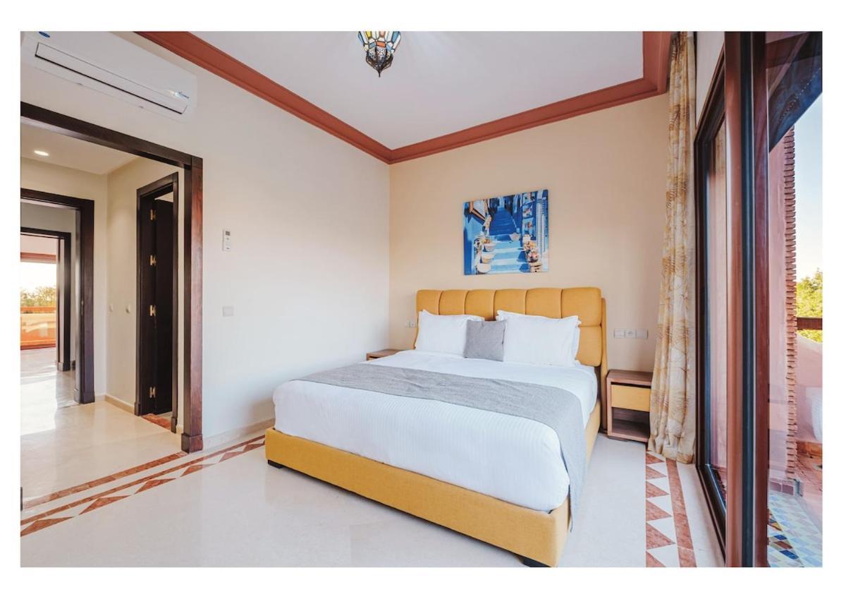 Magnolia Avec Jacuzzi, Cuisiniere, Piscine Villa